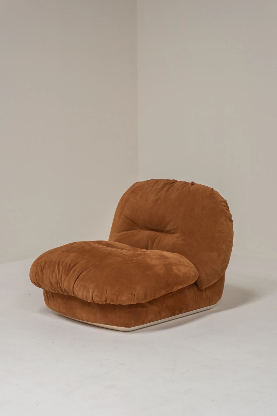 Pair Of “Jumbo” Lounge Chairs By Alberto Rosselli For Saporiti Italia, Italy 1970s photo vinterior