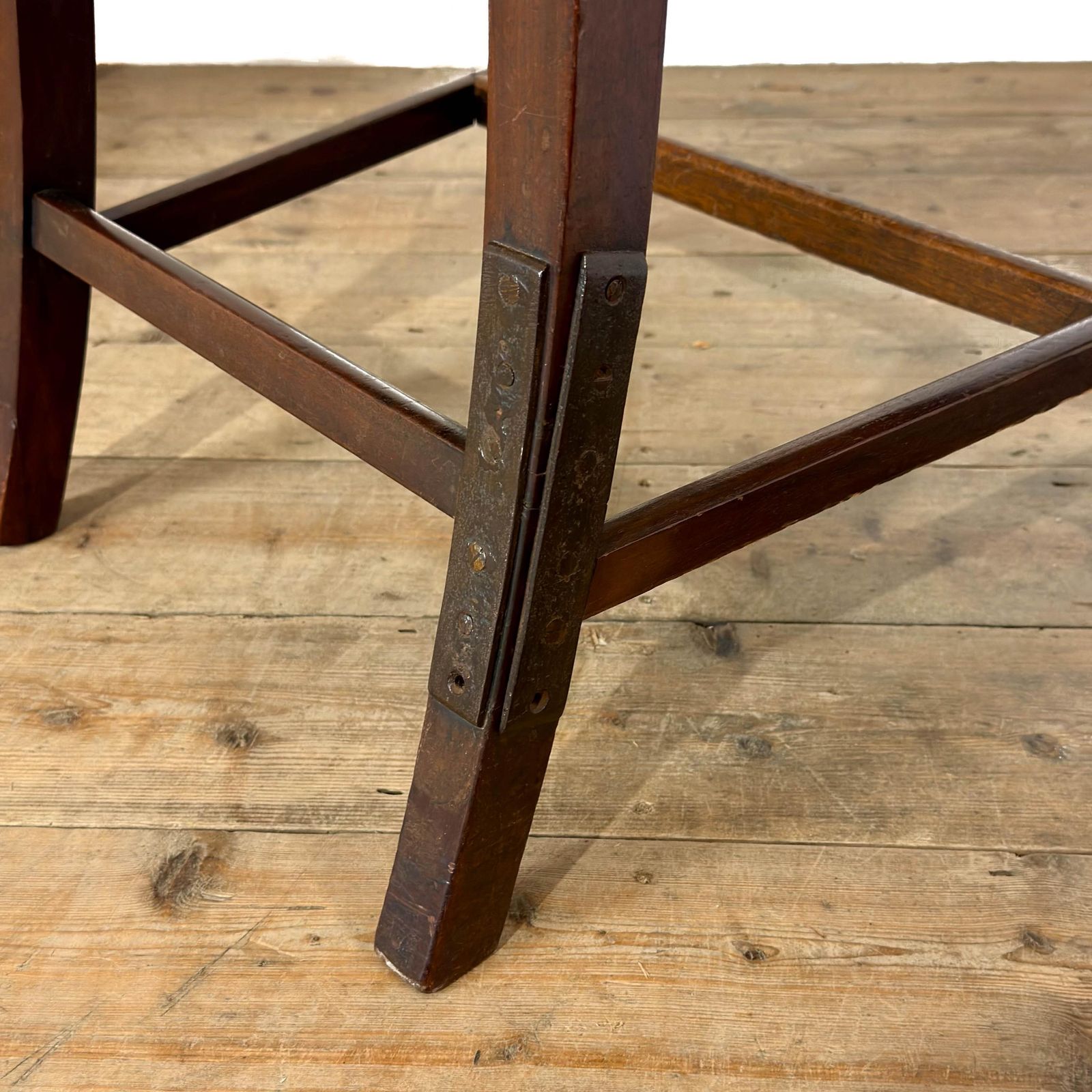 photo furniture Antique Mahogany Dining Chairs | Kitchen Chairs | Dining Chairs | Oak Antiques | Farmhouse Seating