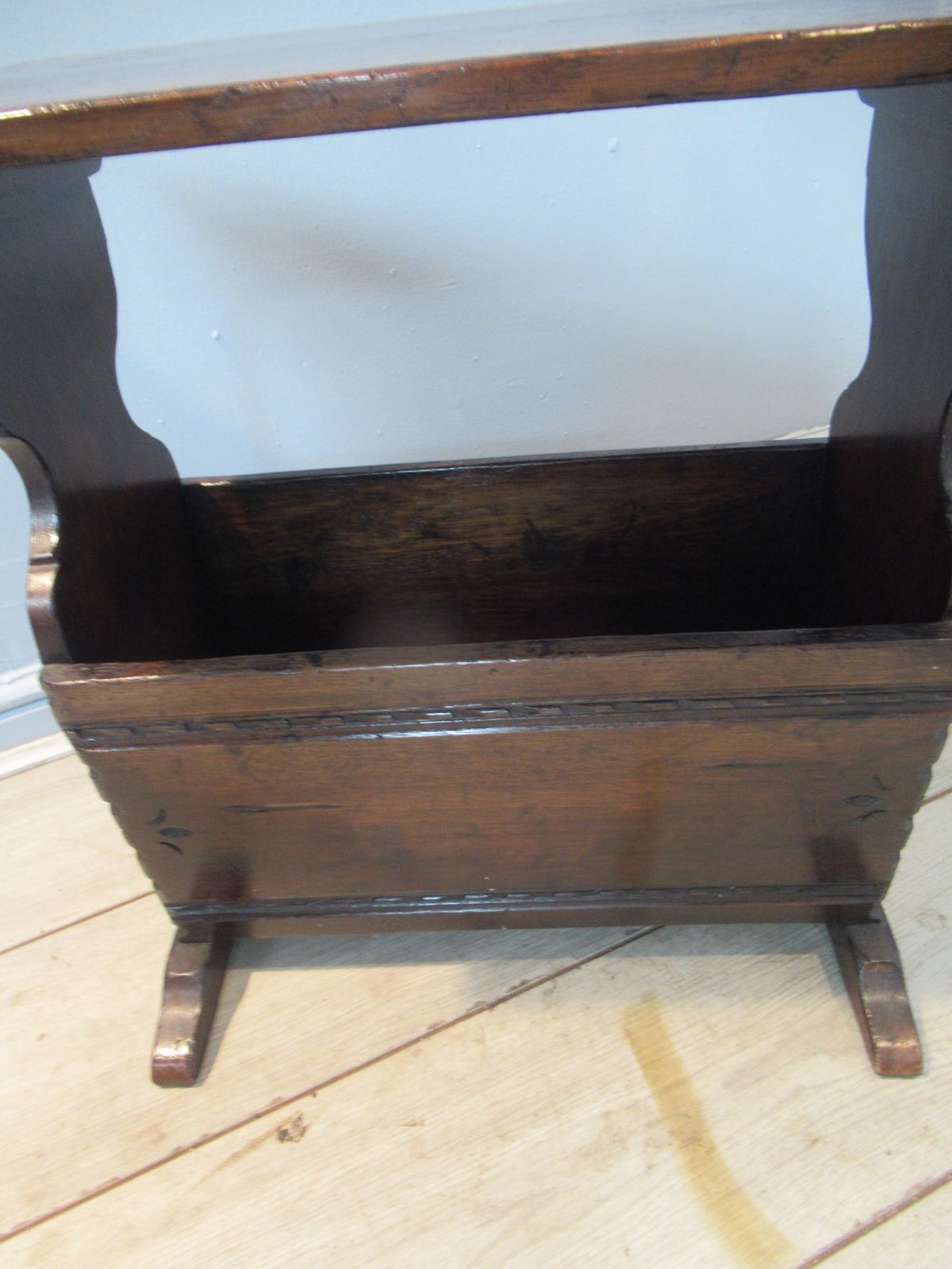 Oak   Magazine Rack     In The Tichmarsh &Goodwin  Style photo Home Decor