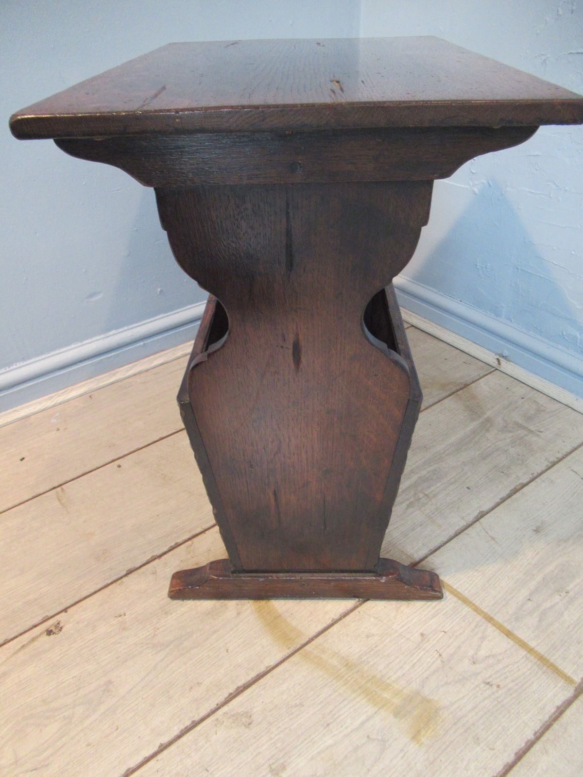 Oak   Magazine Rack     In The Tichmarsh &Goodwin  Style photo 65.0