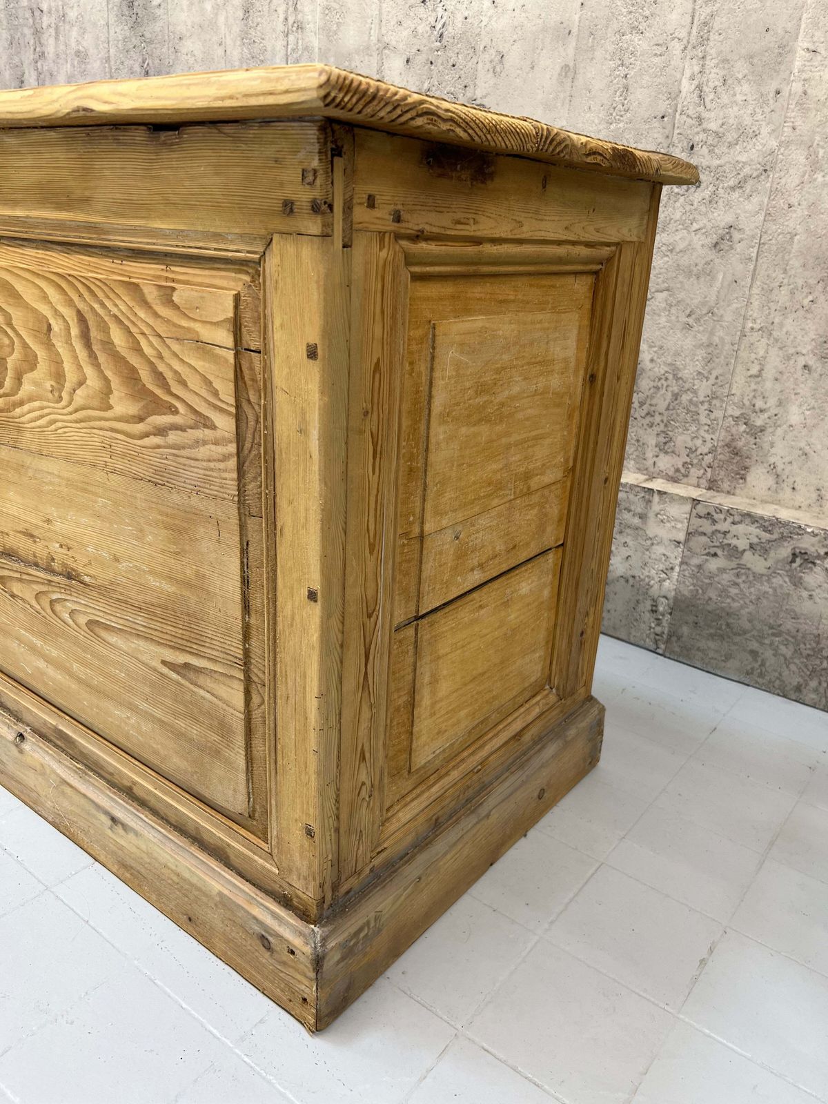 264.5cm Shop Counter Sideboard Open Shelves Kitchen Island With Drawers photo vintage
