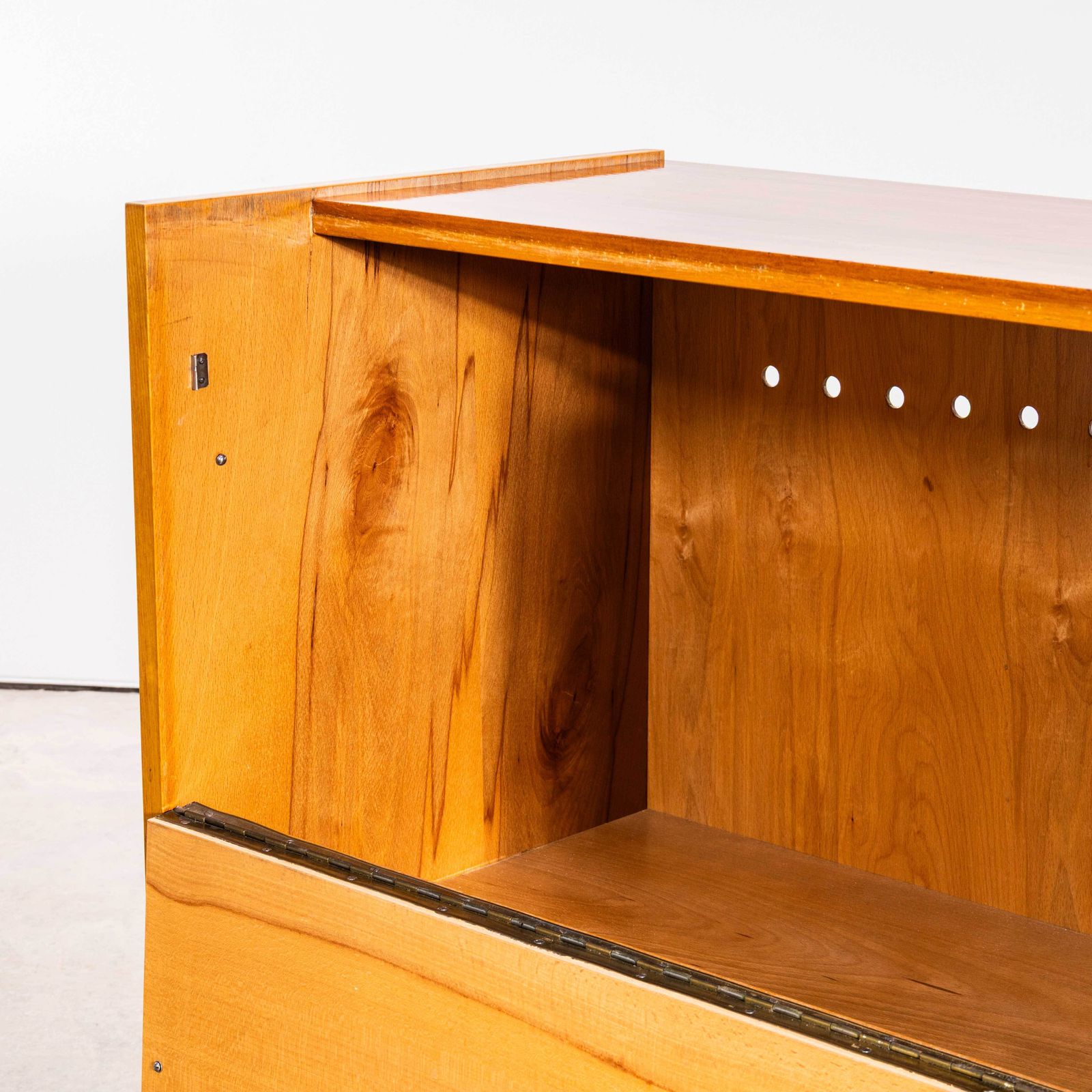 photo furniture 1950’s Original Birch Blanket Box – Small Cabinet By Tatra Pravenec