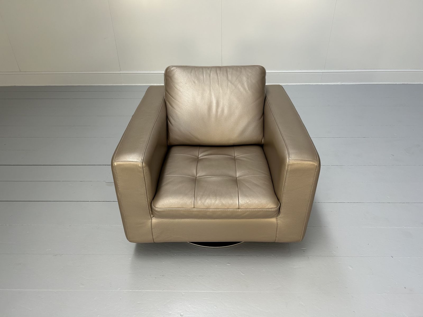 Natuzzi Swivel Armchairs In Bronze Leather photo vintage