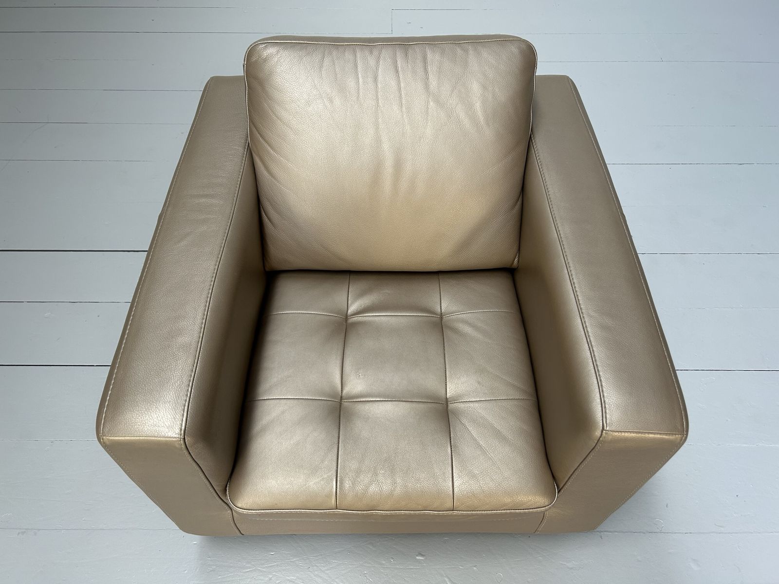 Furniture Natuzzi Swivel Armchairs In Bronze Leather photo