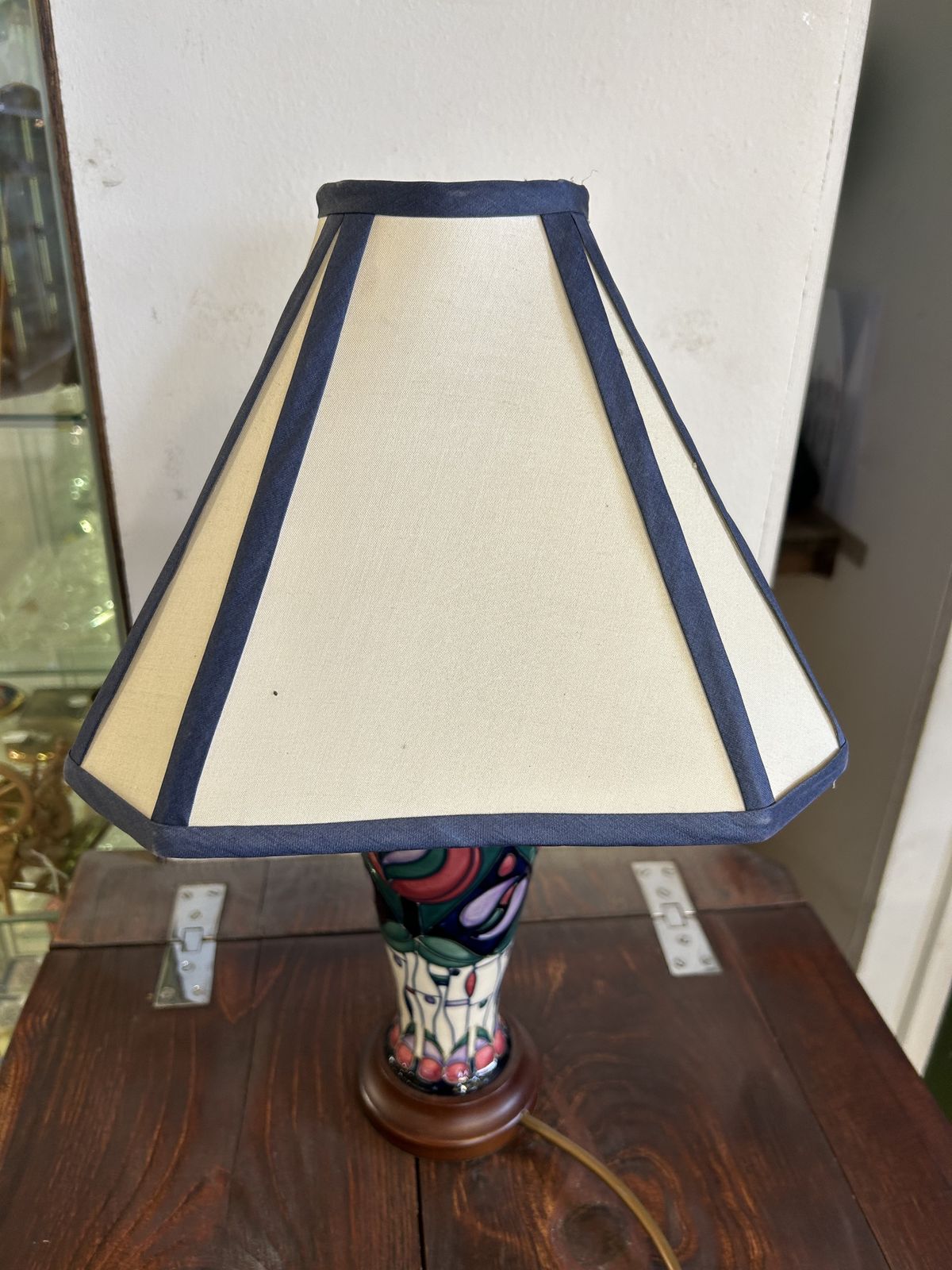 Moorcroft Lamp Original Shade   Tribute To Charles Rennie Mackintosh Pat Tested photo vinterior