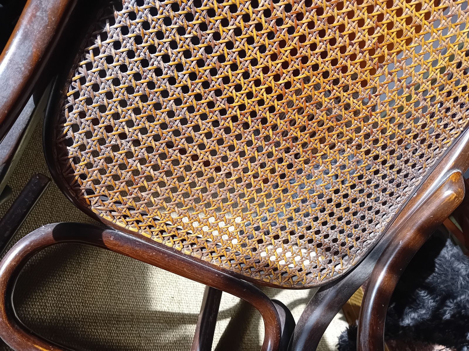 photo vintage Antique Mundus   J & J Kohn Bentwood Rocking Chair Secessionist Thonet Style Restoration Project Investment Piece