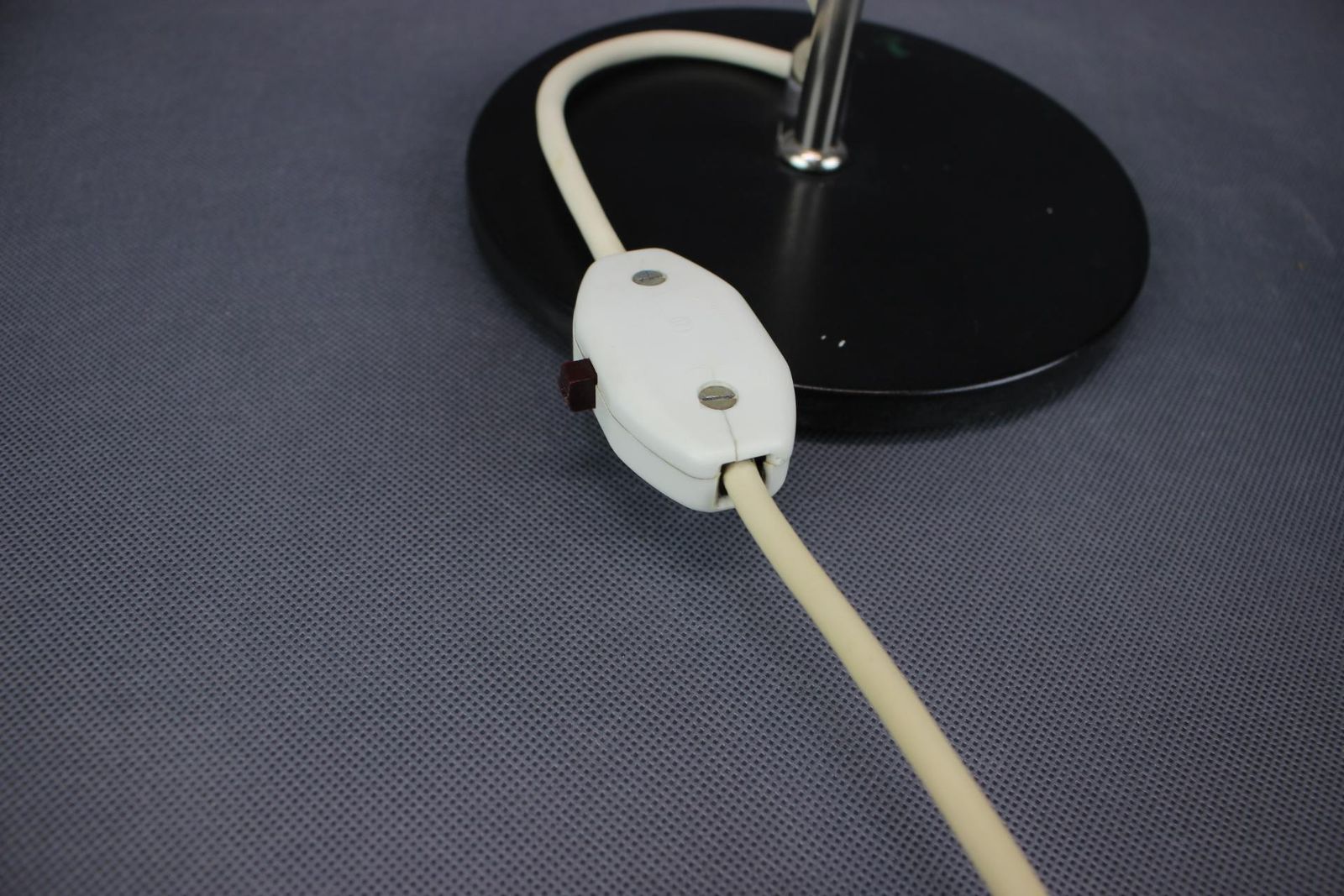 Lampe de table allemande minimaliste, style Bauhaus, années 1970 photo buy