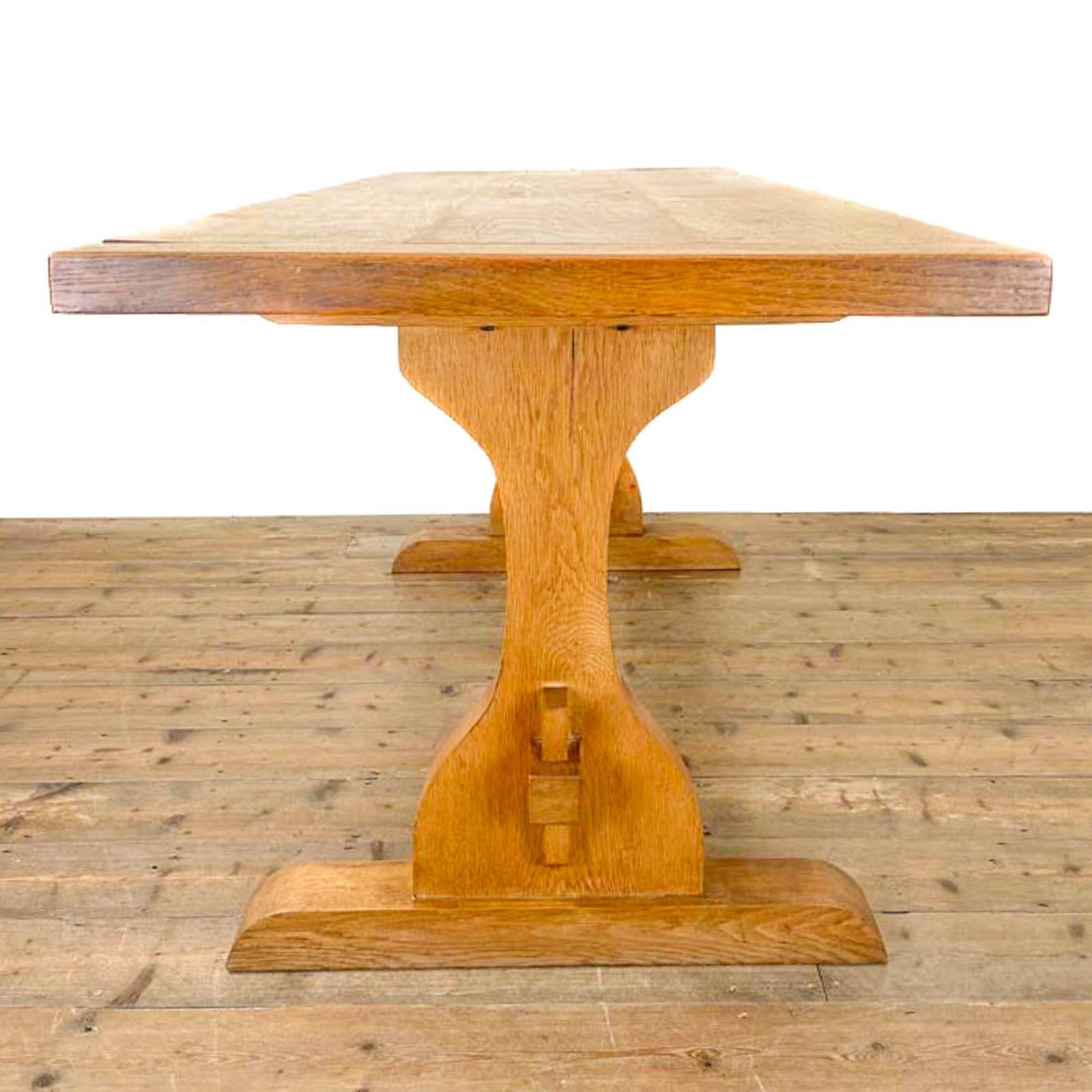 photo furniture Early 20th Century Pale Oak Dining Table | Antique Furniture | Antique Kitchen Table | Antique Oak Table (M 2604)