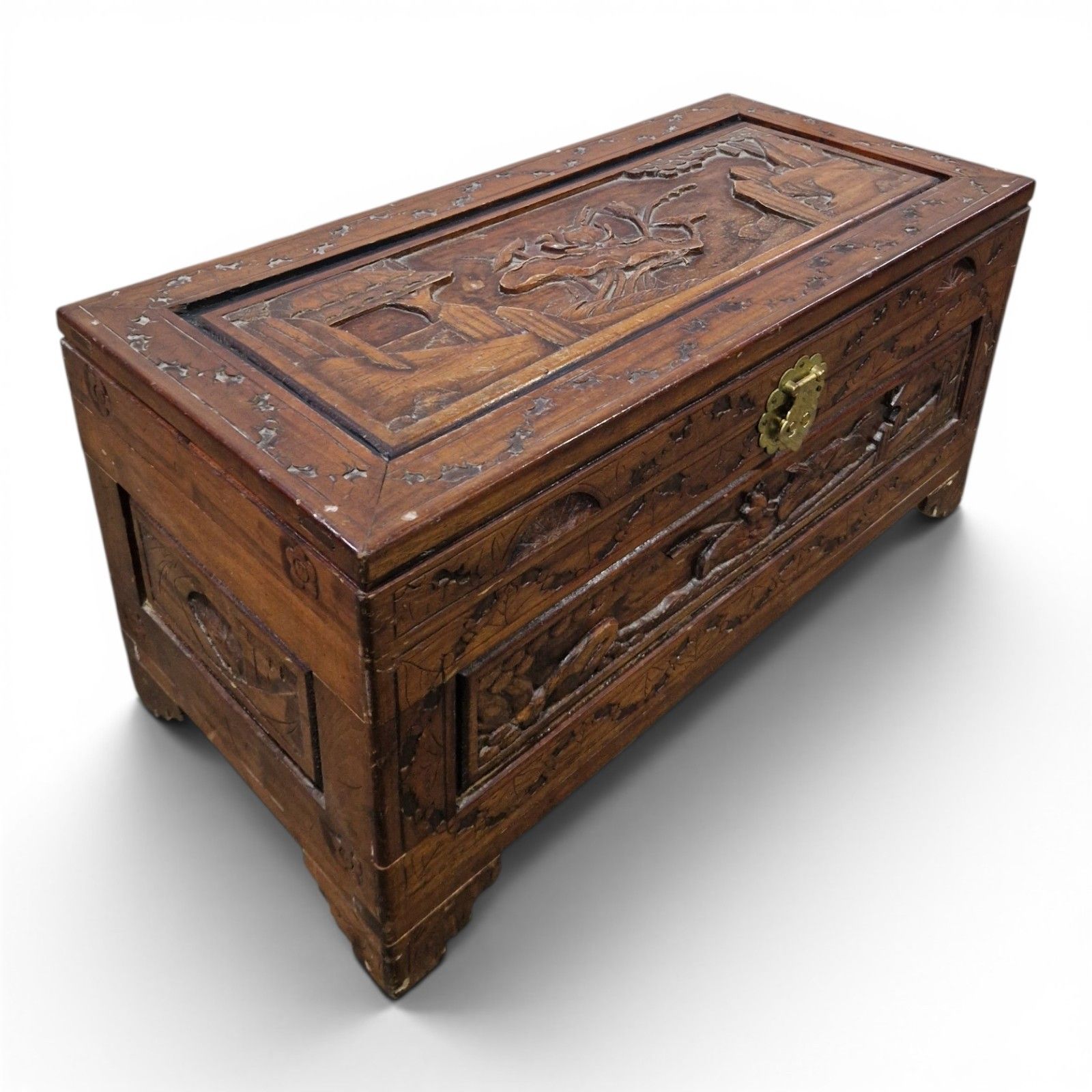 Oriental Camphor Wood Blanket Box Heavily Carved Storage Chest Trunk photo vinterior