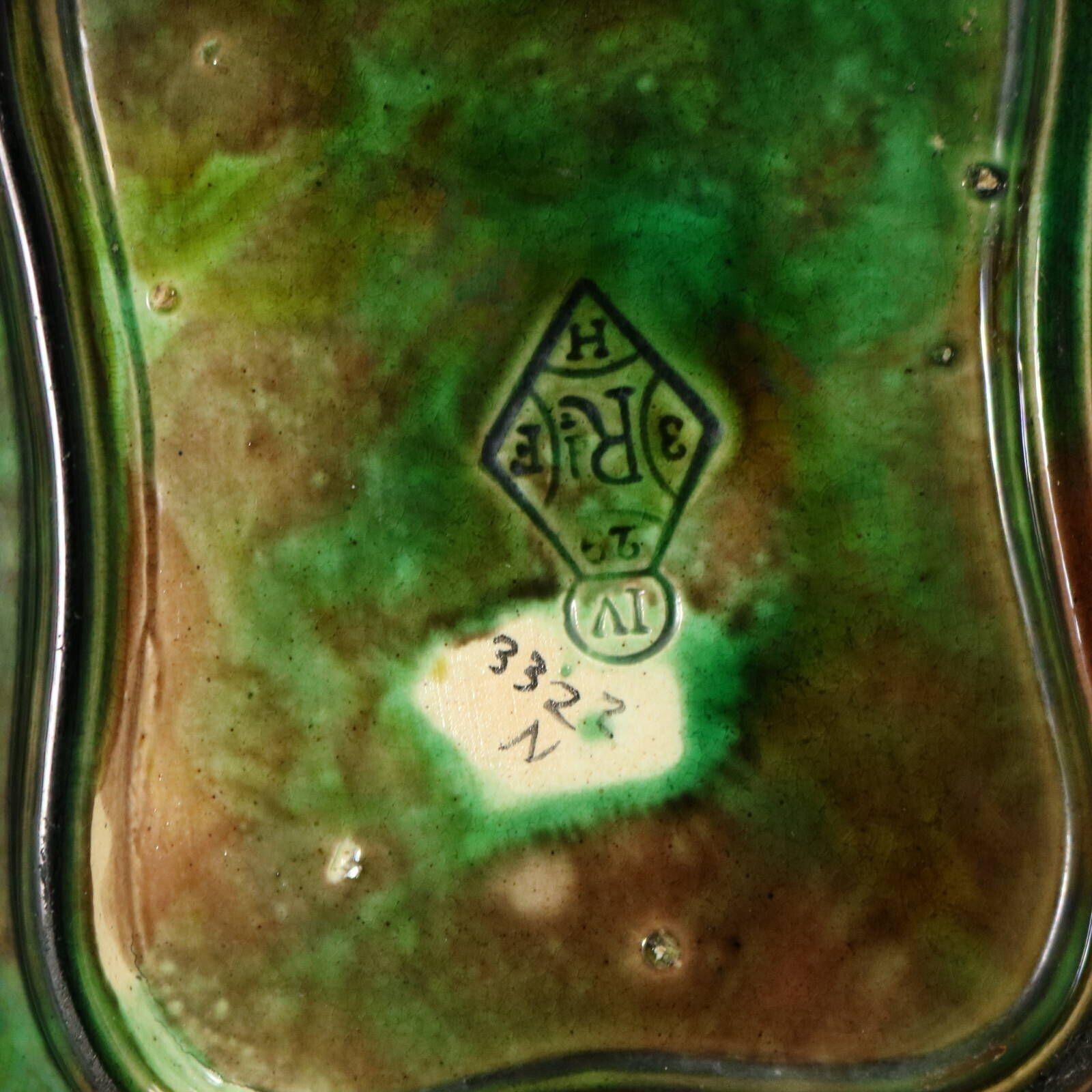 George Jones Majolica Aardbeien Serveerschaal photo 665.0