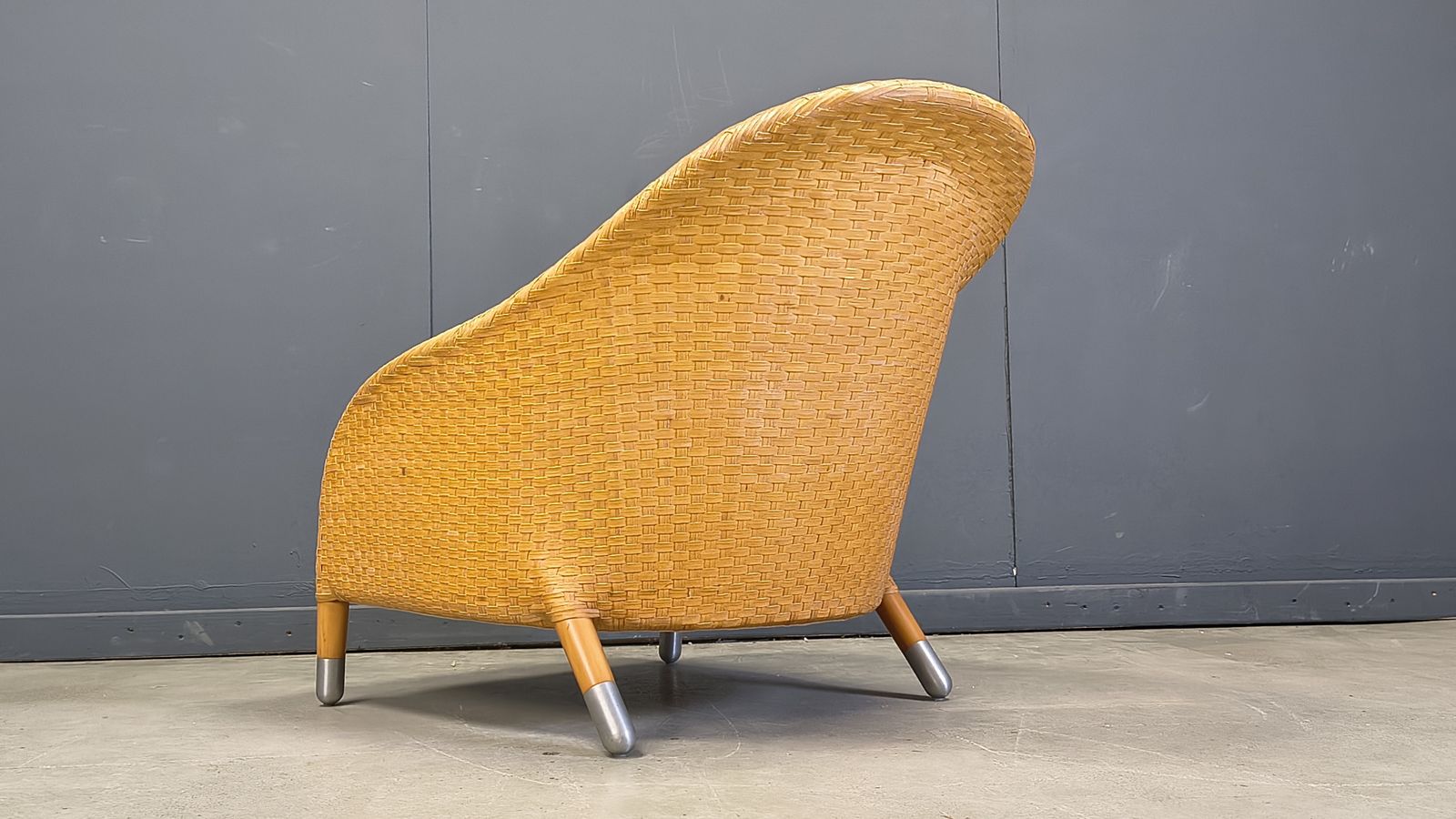 Antonio Citterio Braided Leather Armchair, 1980s photo for sale