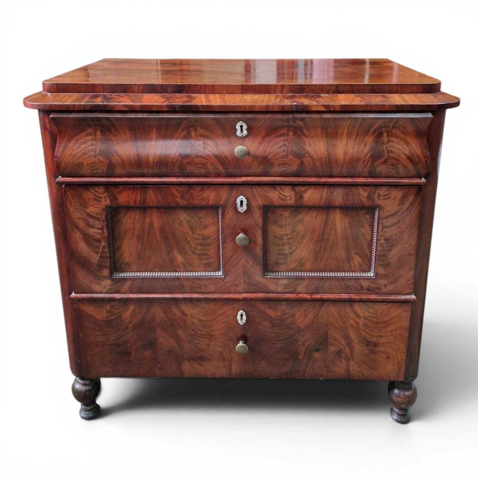 Antique Continental Flame Mahogany Chest Of 3 Drawers Biedermeier Style