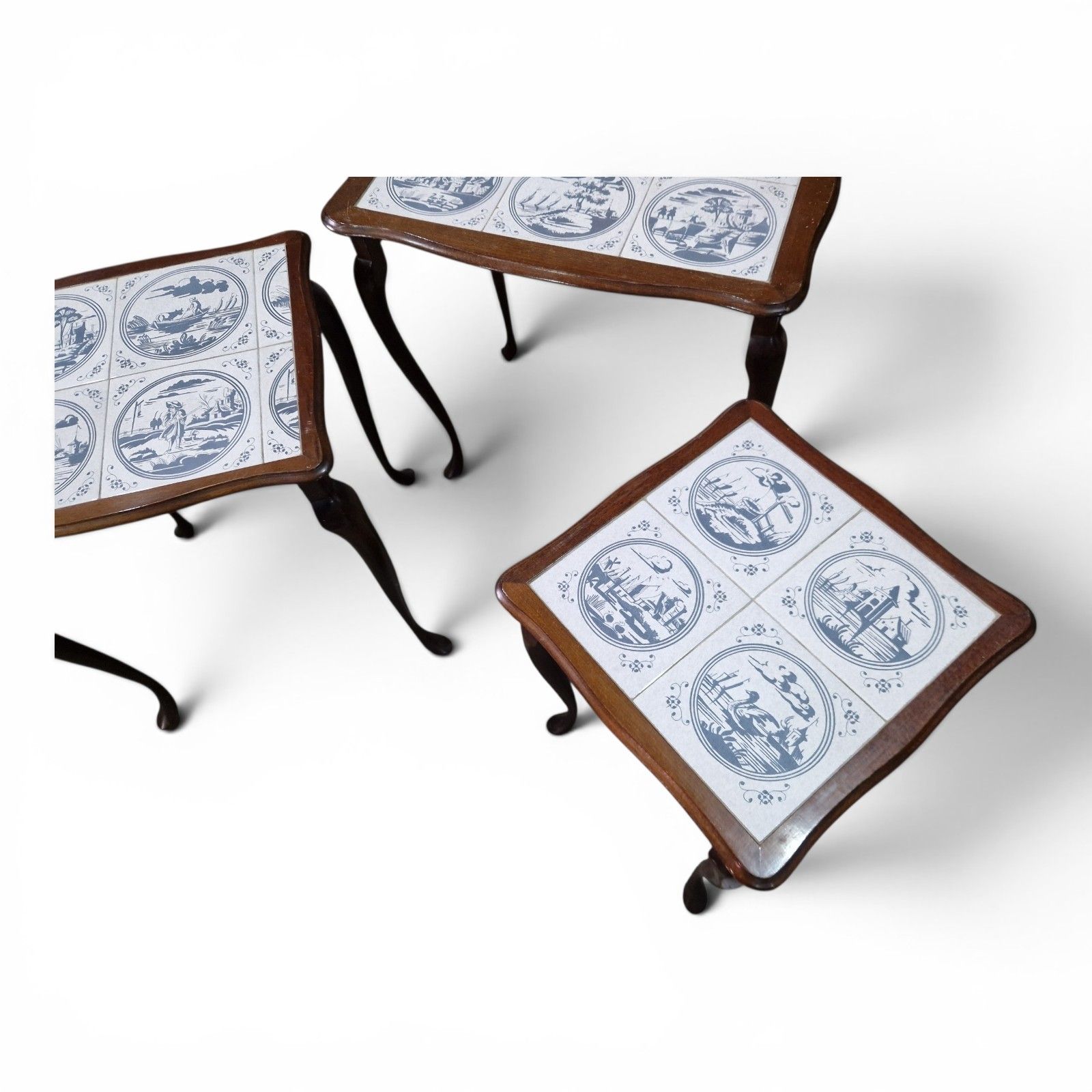 Vintage Nest Of 3 Delft Style Tile Top Tables Queen Anne Style Retro Cottage photo vinterior