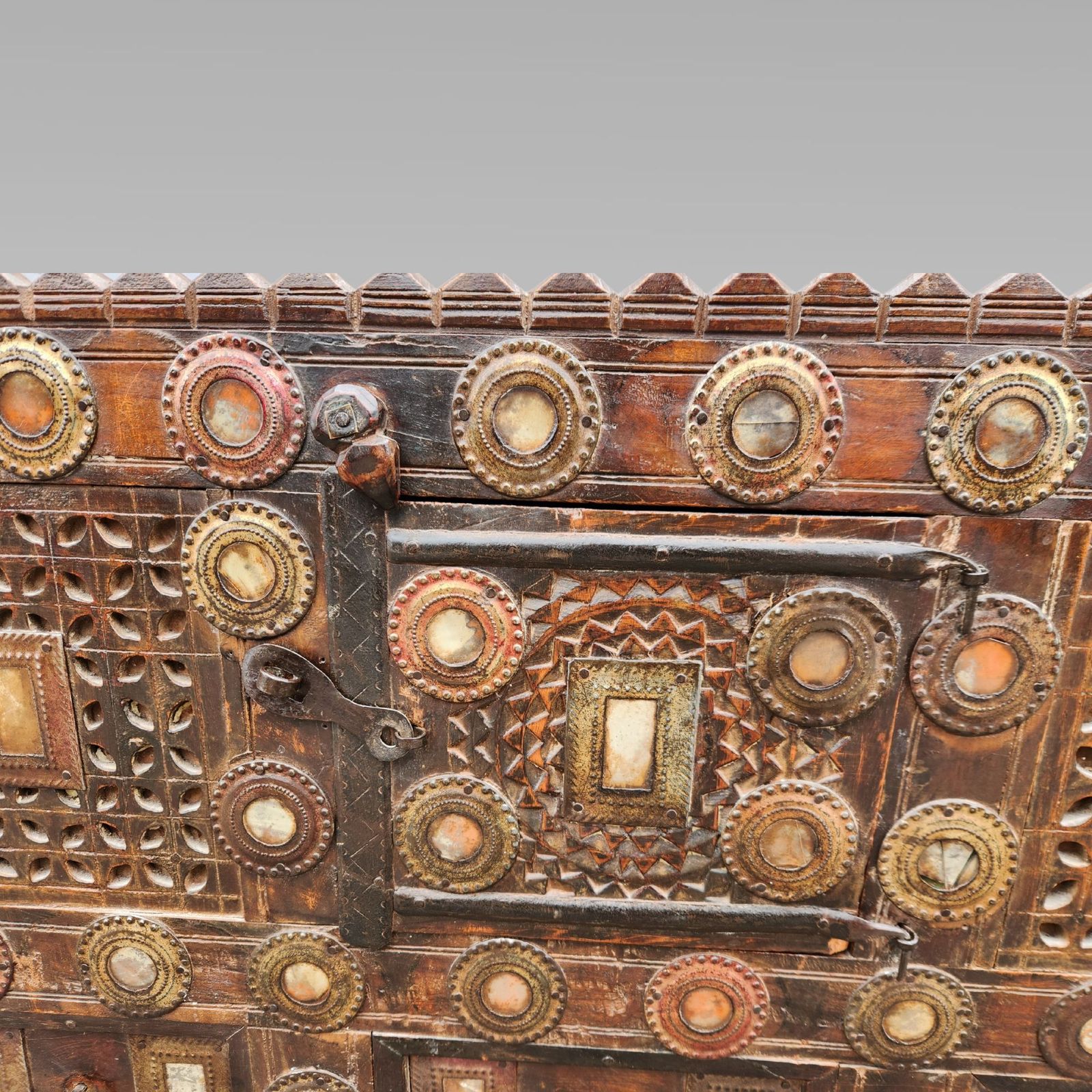 Fabulous Antique Indian Damchiya Carved Teak Dowry Chest Storage photo buy