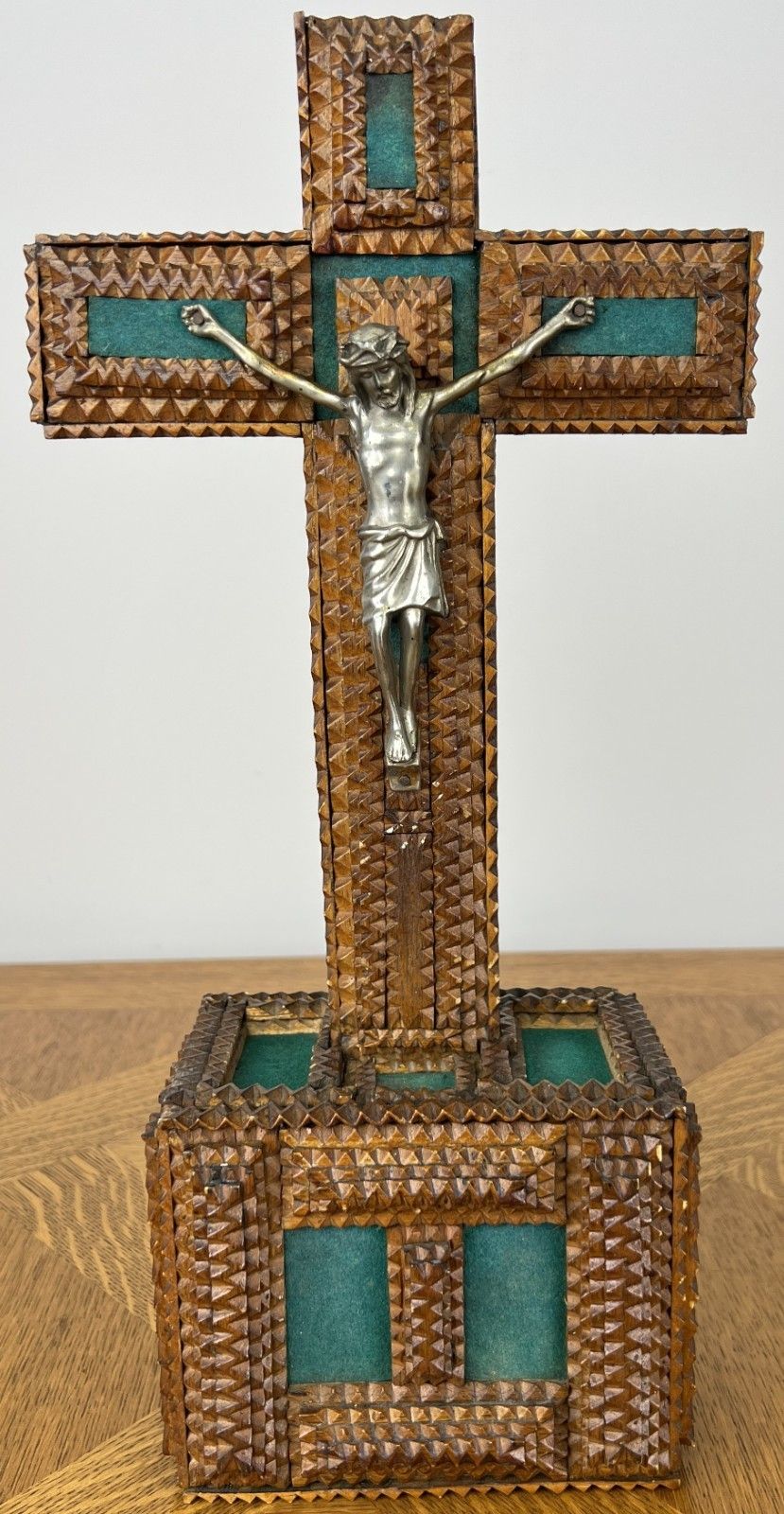 Crucifix Vintage French Style Walnut Religious Cross Metal Figurine Lot 6051