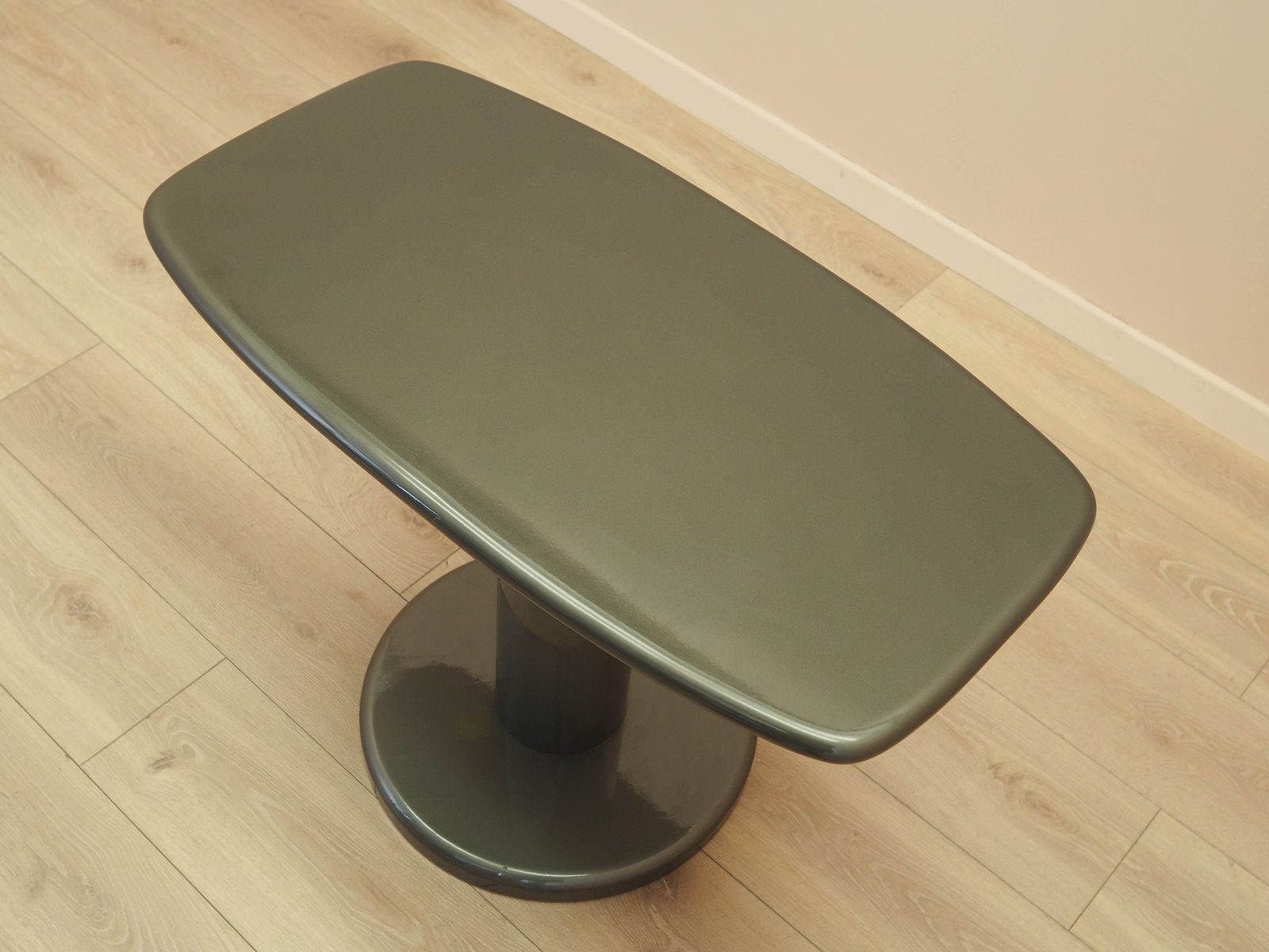 Grijze salontafel, Italiaans design, jaren 1970, Made In Italy photo 489.0