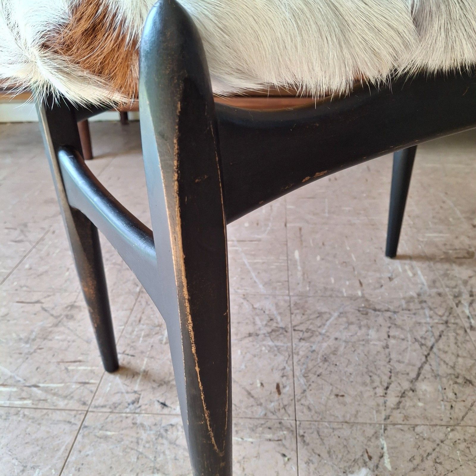 375.0 Fab Vintage Mid Century Elliotts Of Newbury Teak Dressing Table Stool Goatskin photo