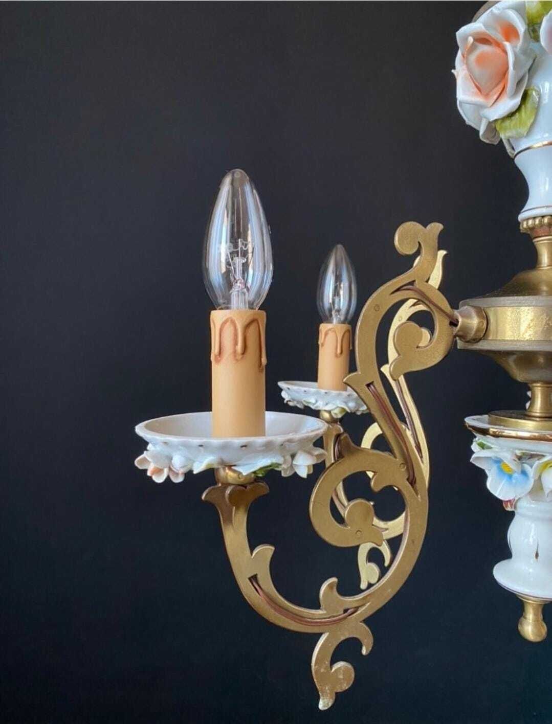 Lustre d'époque en céramique et laiton photo vinterior