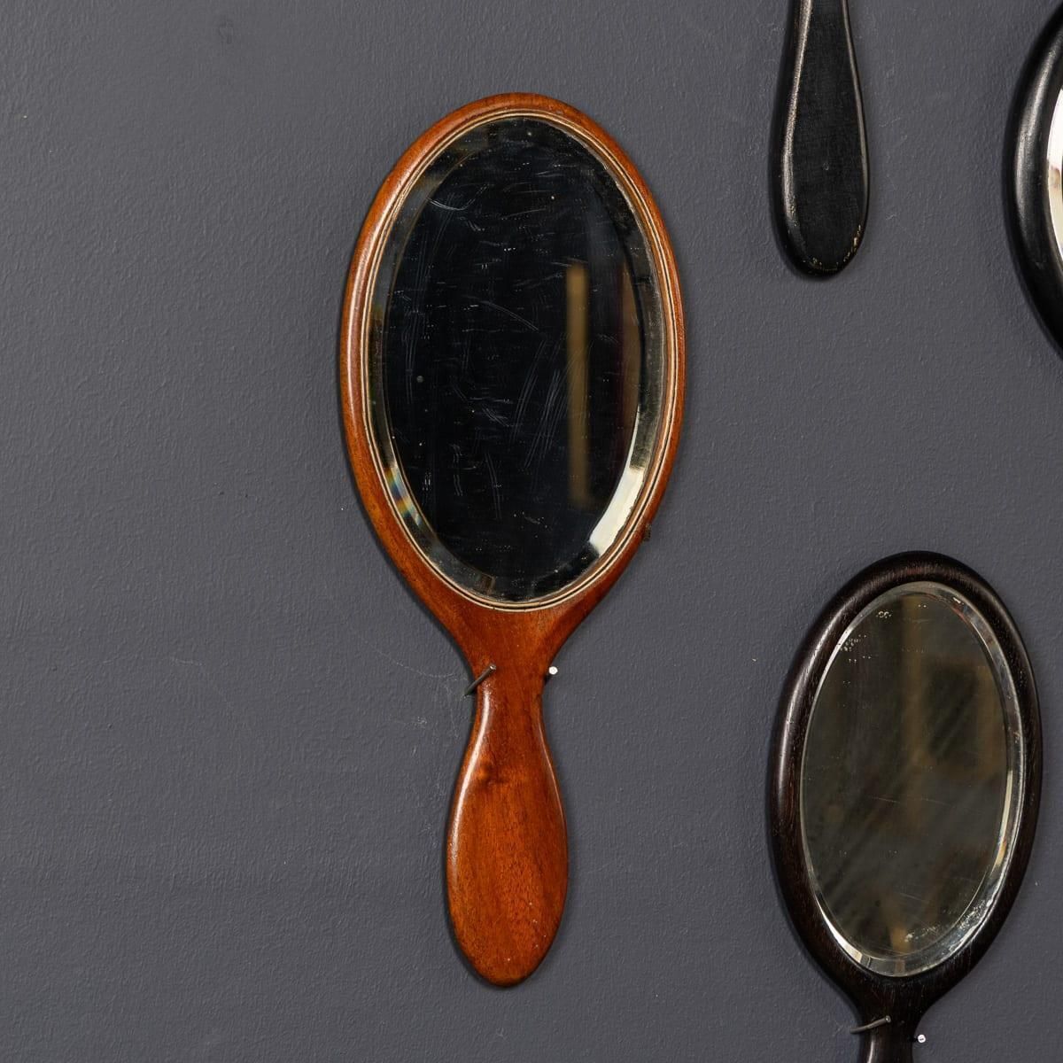Antique Wooden Hand Mirrors: Victorian To Art Deco Collection photo vinterior
