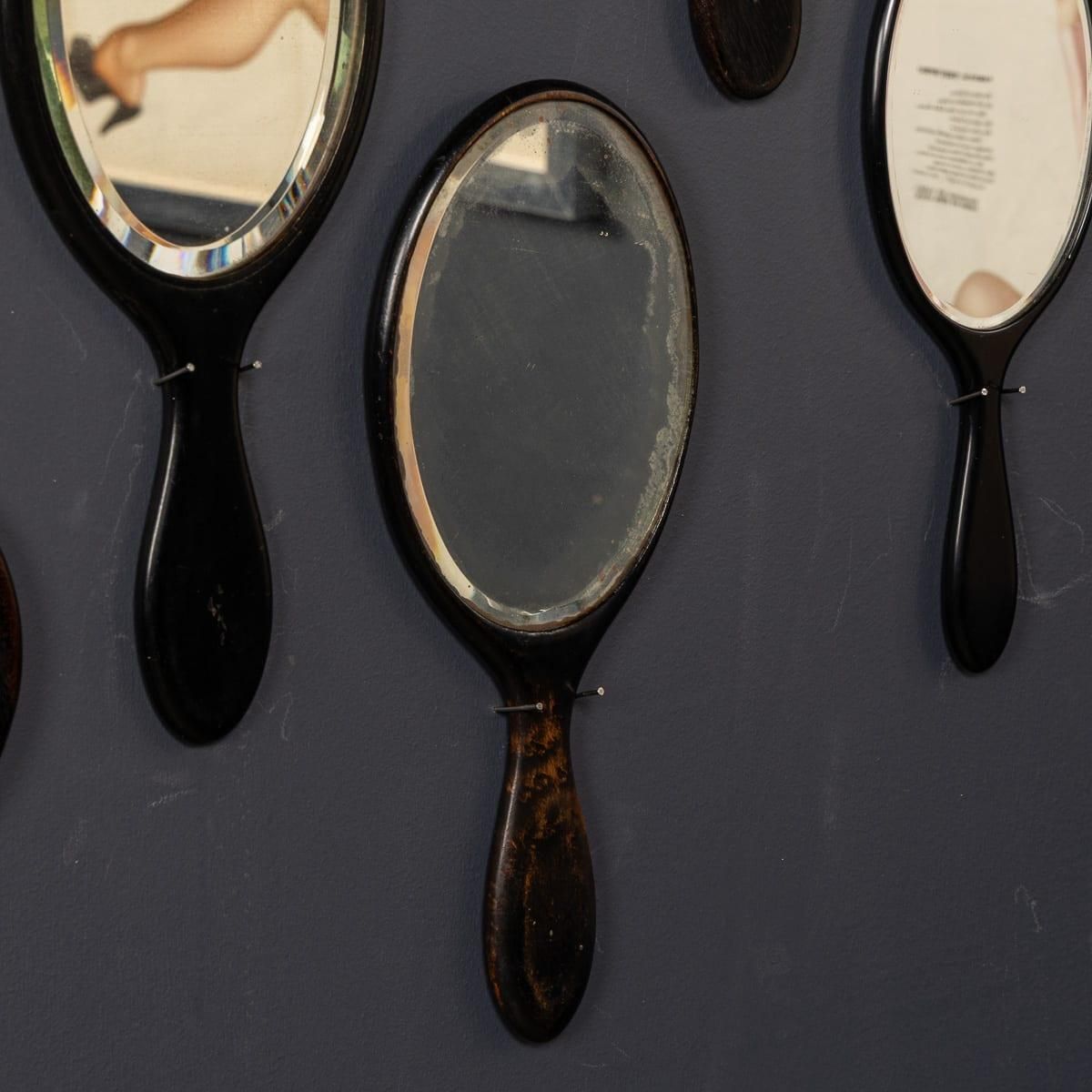 photo vintage Antique Wooden Hand Mirrors: Victorian To Art Deco Collection