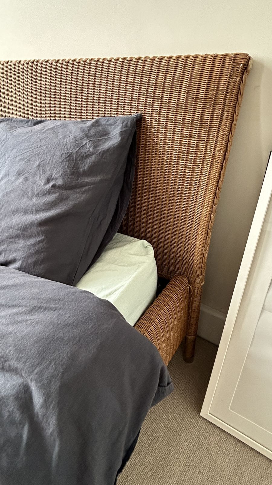 Loom Double Bed photo vinterior