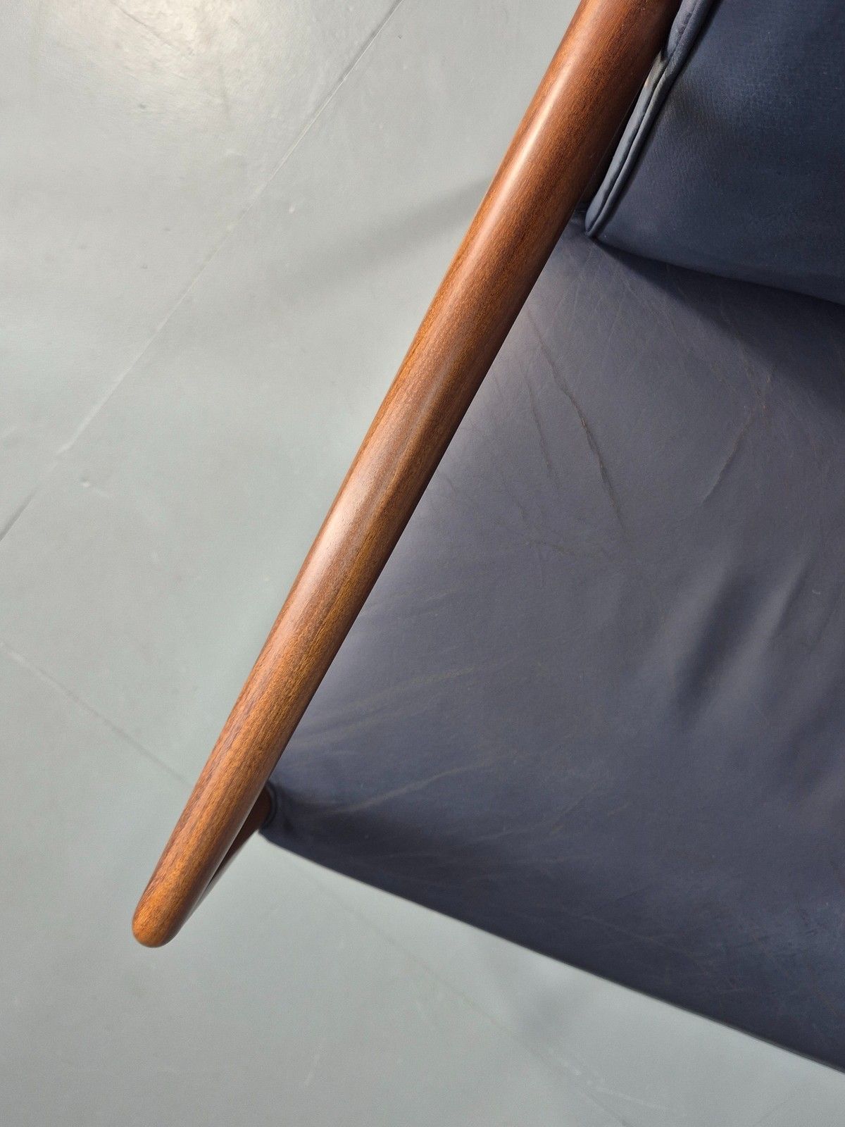 photo furniture Vintage Mid Century Teak Armchair Blue Leather 1960s Retro  Eb11896
