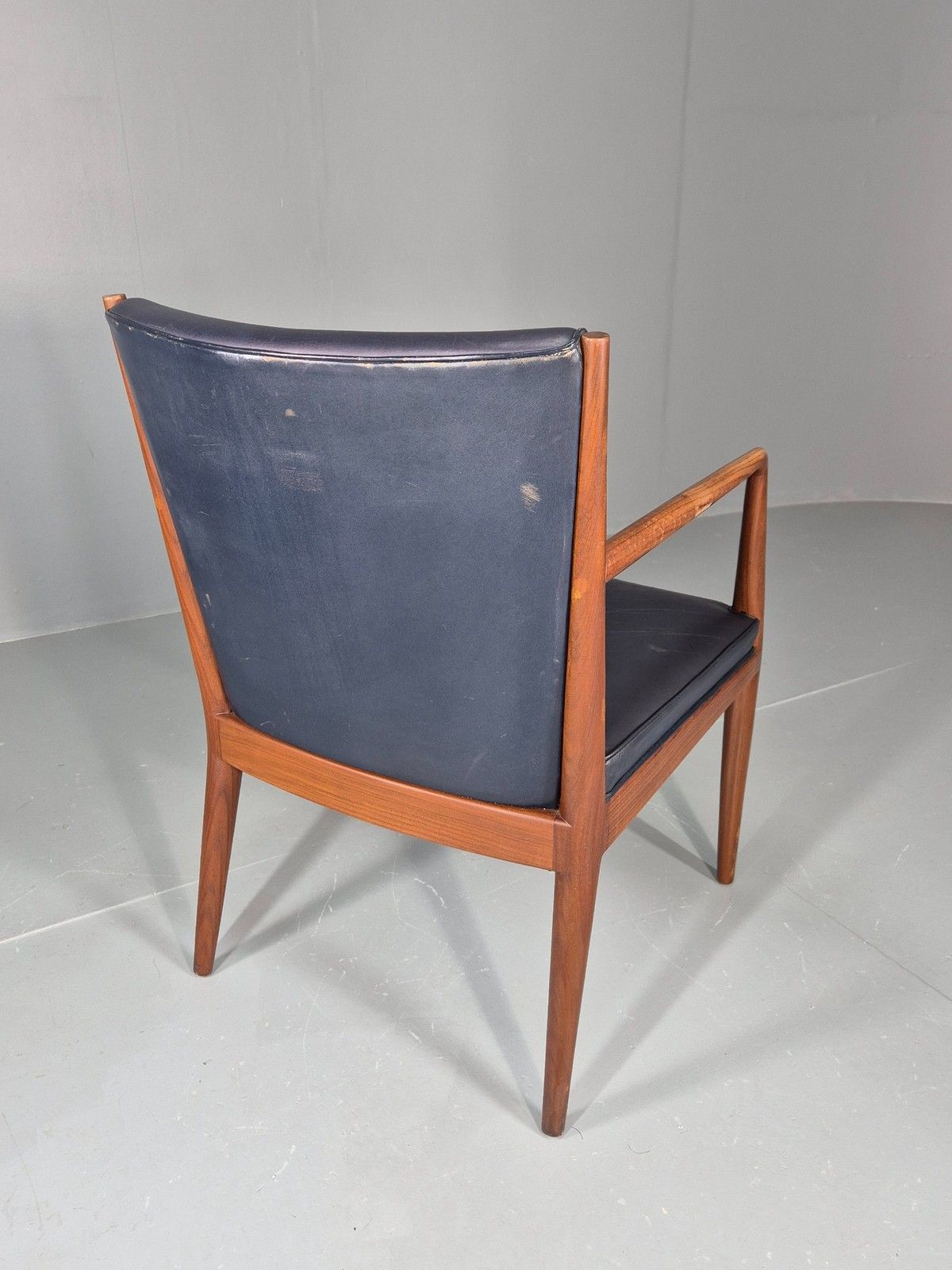 photo furniture Vintage Mid Century Teak Armchair Blue Leather 1960s Retro Eb11910