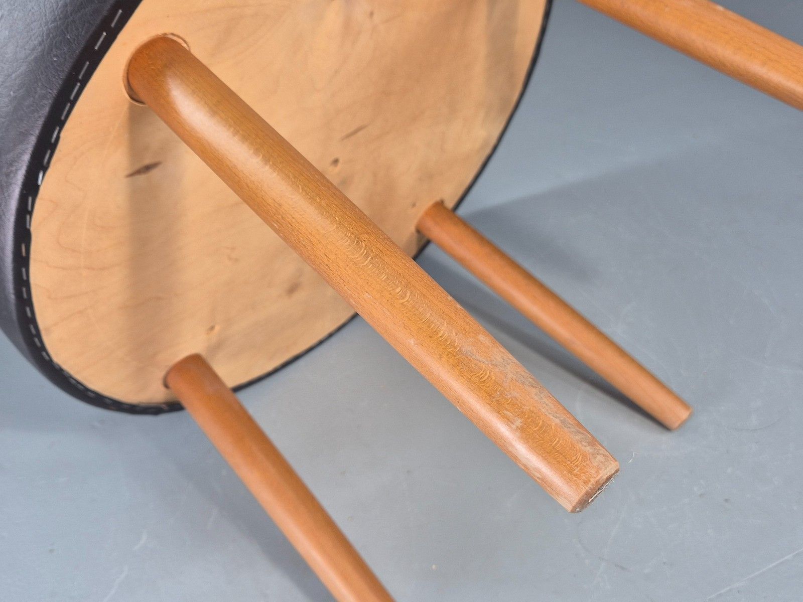 Vintage Danish Mid Century Footstool Black Vinyl Round Beech Legs Retro Eb12092 photo 70.0