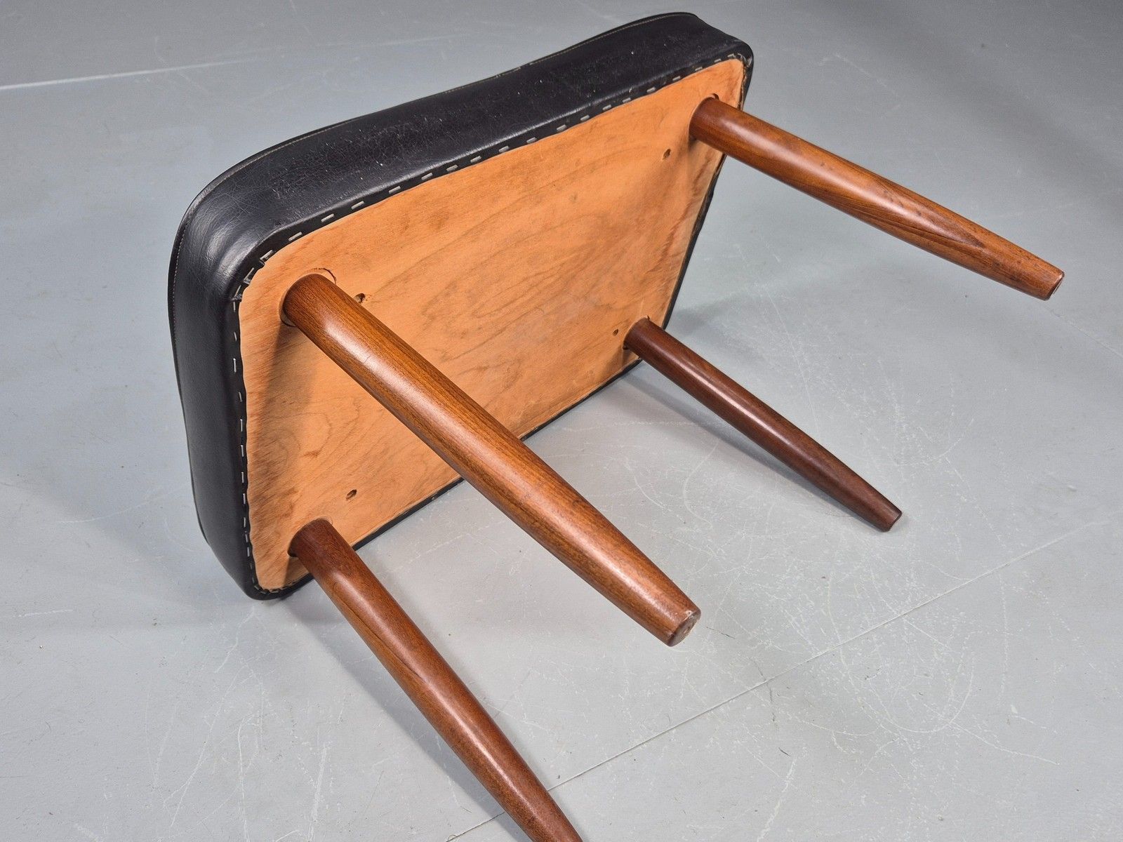 70.0 Vintage Mid Century Footstool Danish Black Vinyl Teak Legs 1960s Retro Eb12012 photo