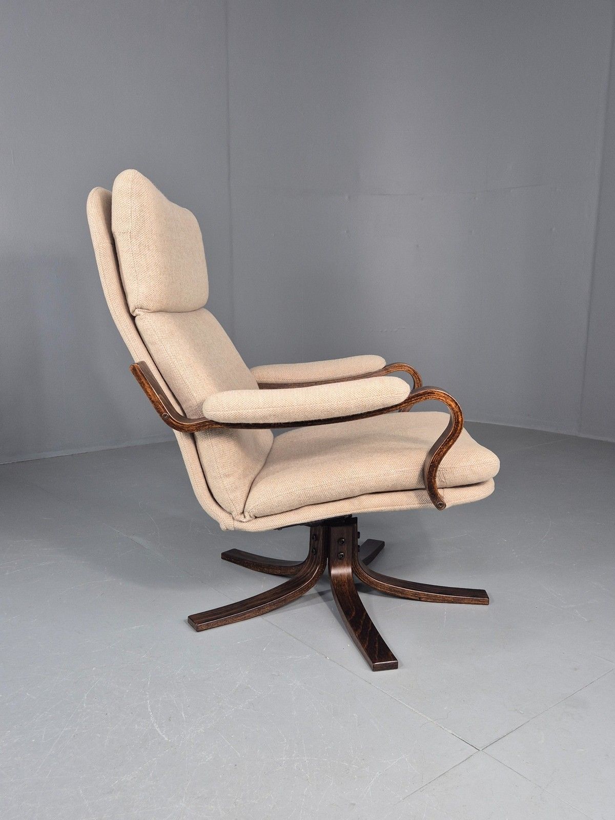 Vintage Danish Mid Century Swivel Chair Cream Bentwood Frame1970s Retro Eb12123 photo Furniture