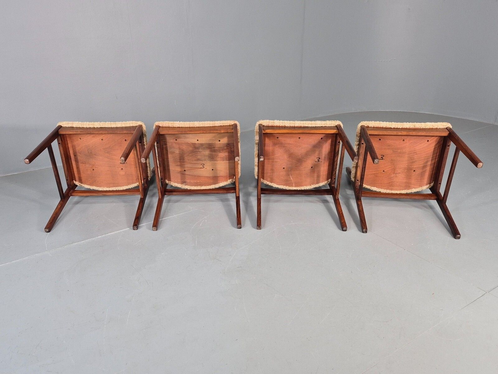 photo vinterior 4 Vintage Midcentury Danish Dining Chairs Original 1970s Retro Eb12119