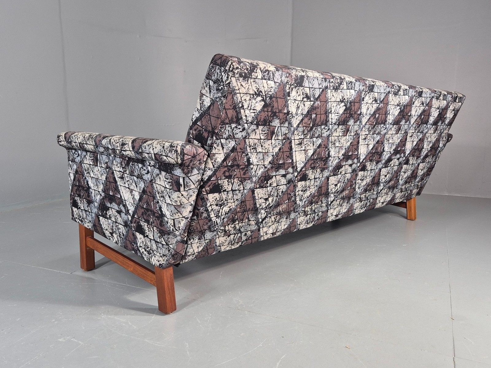 photo buy Vintage Mid Century Modern 3 Seater Sofa Swedish Abstract Fabric 1960s Eb11077