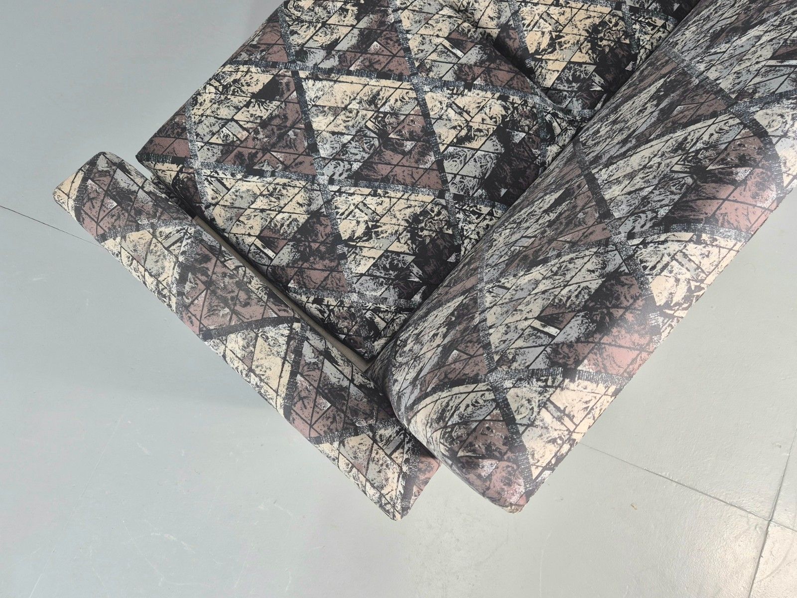 photo vintage Vintage Mid Century Modern 3 Seater Sofa Swedish Abstract Fabric 1960s Eb11077