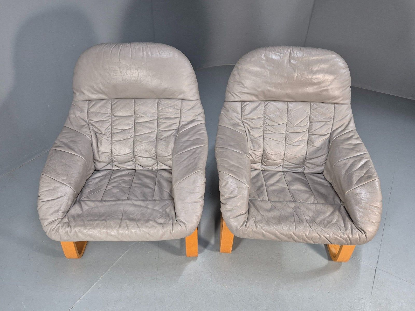 2 Vintage 1980s Leather Lounge Chairs Bentwood Frames Danish Retro Mcm Eb09253 photo Furniture