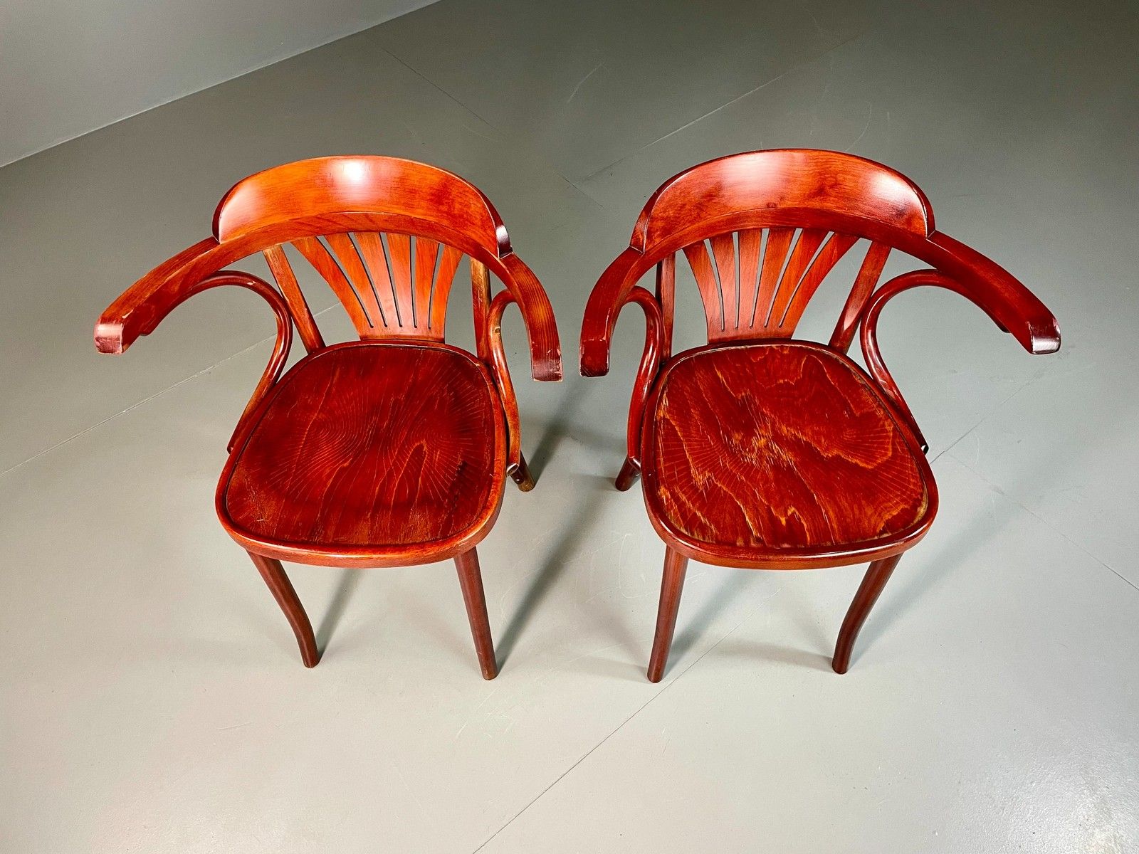 2 Bistro Chairs Thonet Style Mahogany Colour Late Twentieth Century Eb06253 photo 120.0