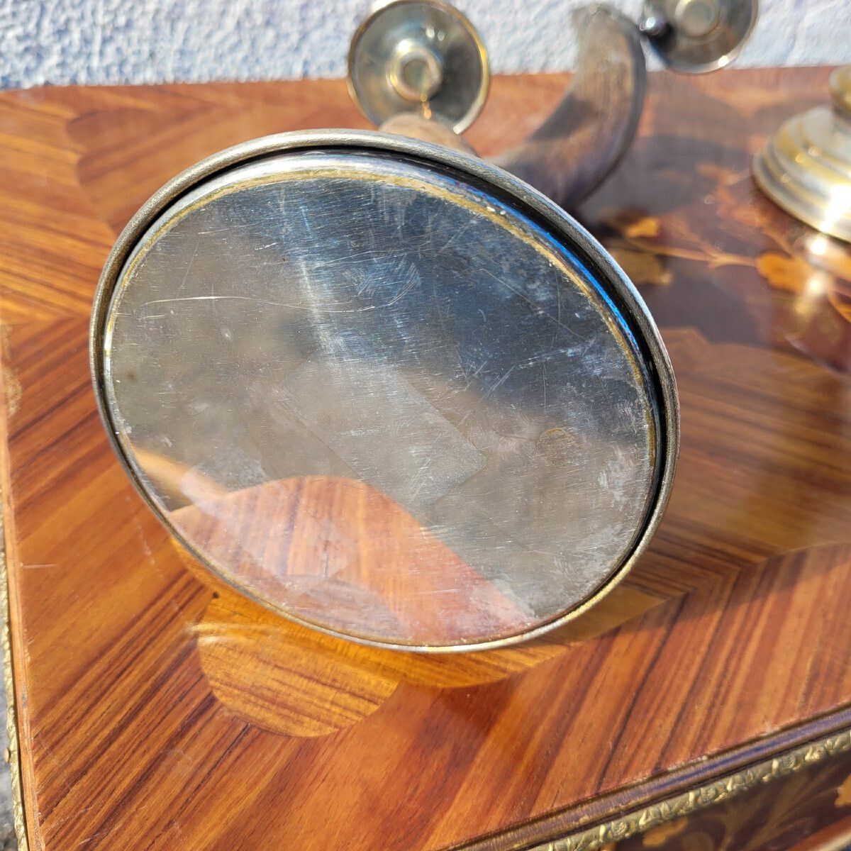 photo furniture Gucci, Set van hoornobjecten, 20e eeuw