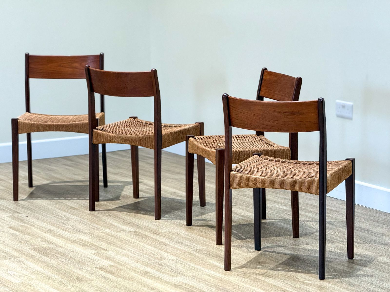 1150.0 Danish Chairs In Teak And Paper Cord By  Poul Volther (1960) photo