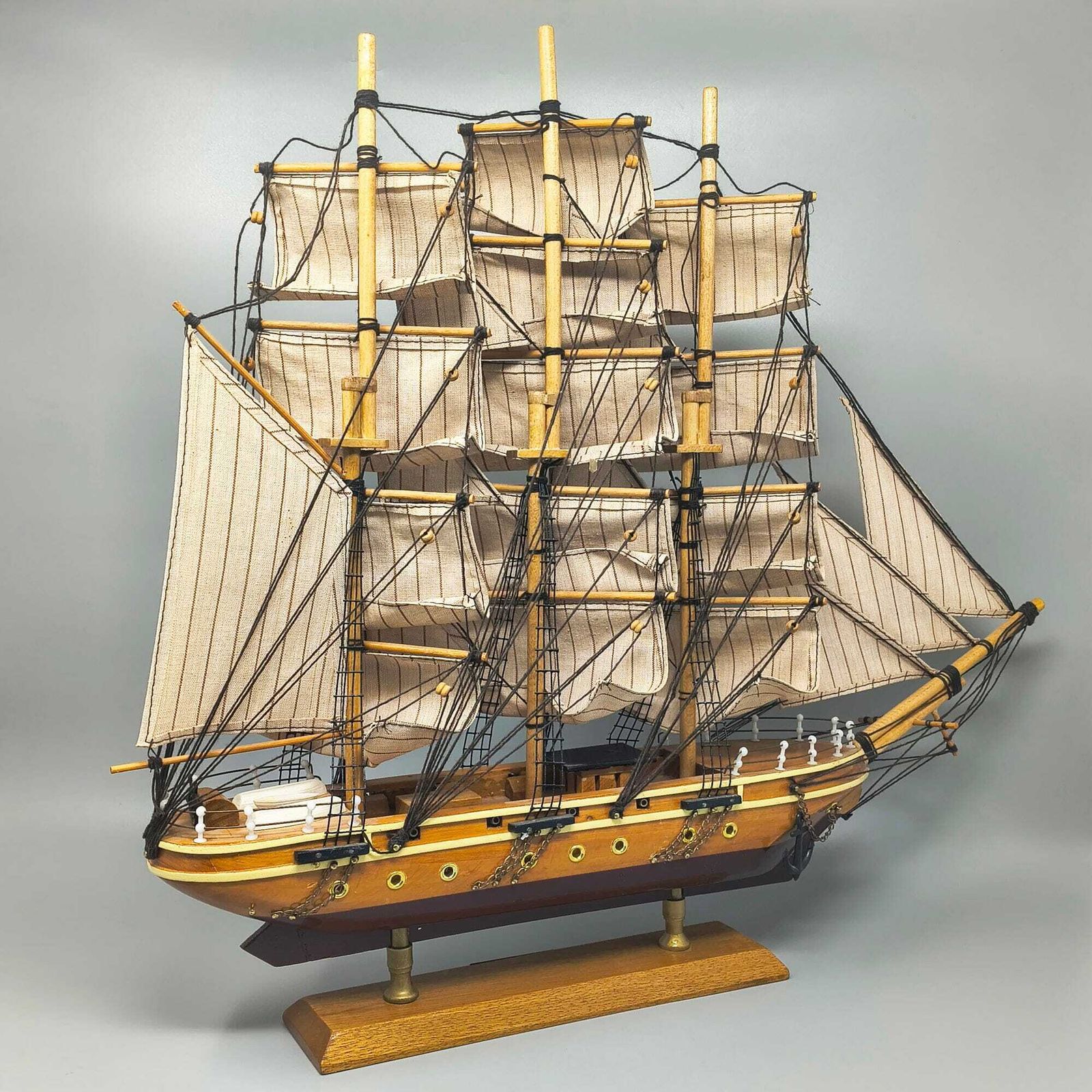 1970s Astonishing Cliper Siglo XIX Model Ship. Handmade. Made In England photo Home Decor