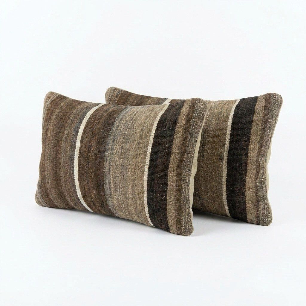 Housse de coussin lombaire kilim anatolien vintage, 28 x 50 cm, lot de deux photo furniture