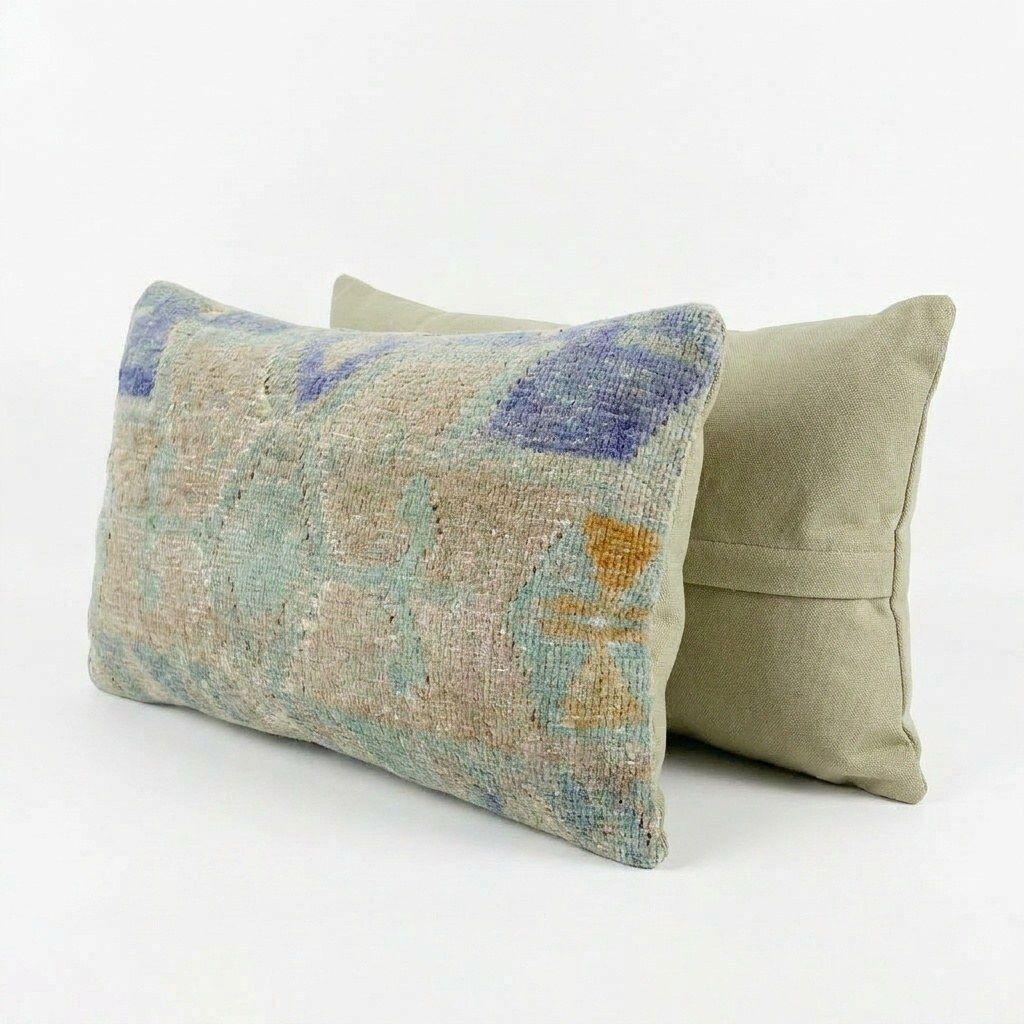 Housse de coussin lombaire kilim rayé 29 x 60 cm & 39 x 60 cm, lot de deux photo furniture