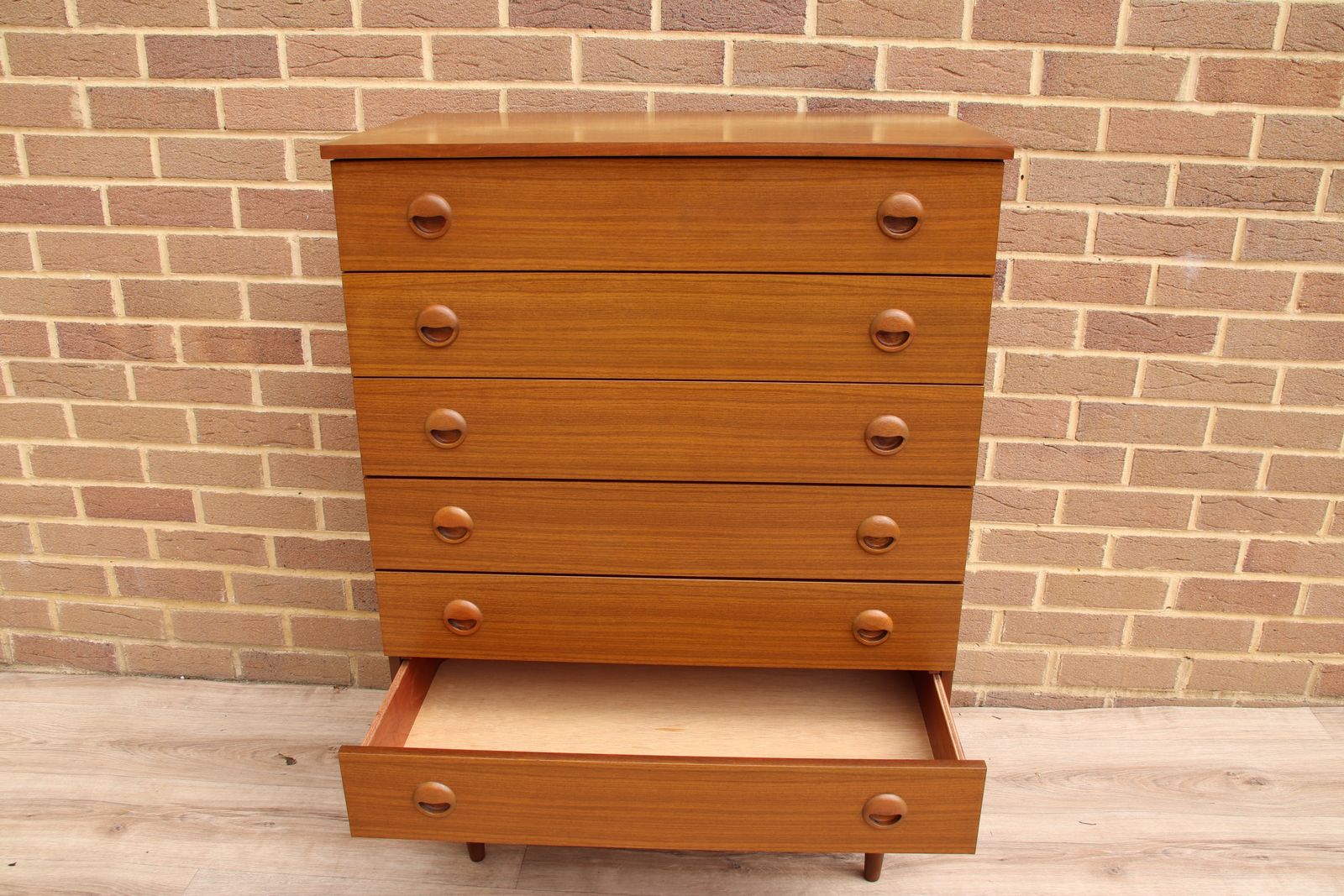 photo vintage Schreiber Retro Chest Of Drawers