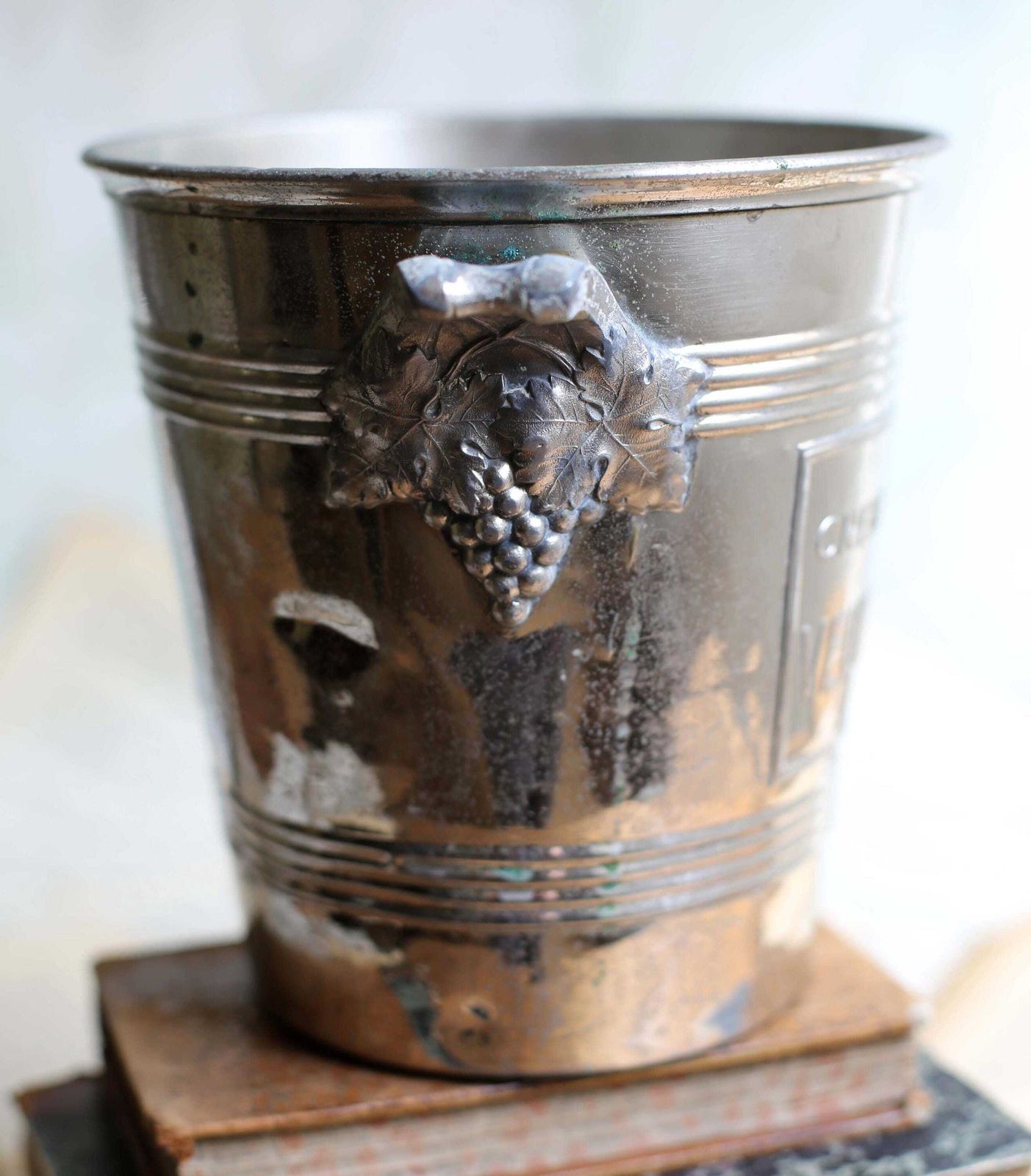 Antique Silver Plate Champagne Bucket Veuve Amiot Ice Wine Cooler Cremant Du Roi photo 152.0