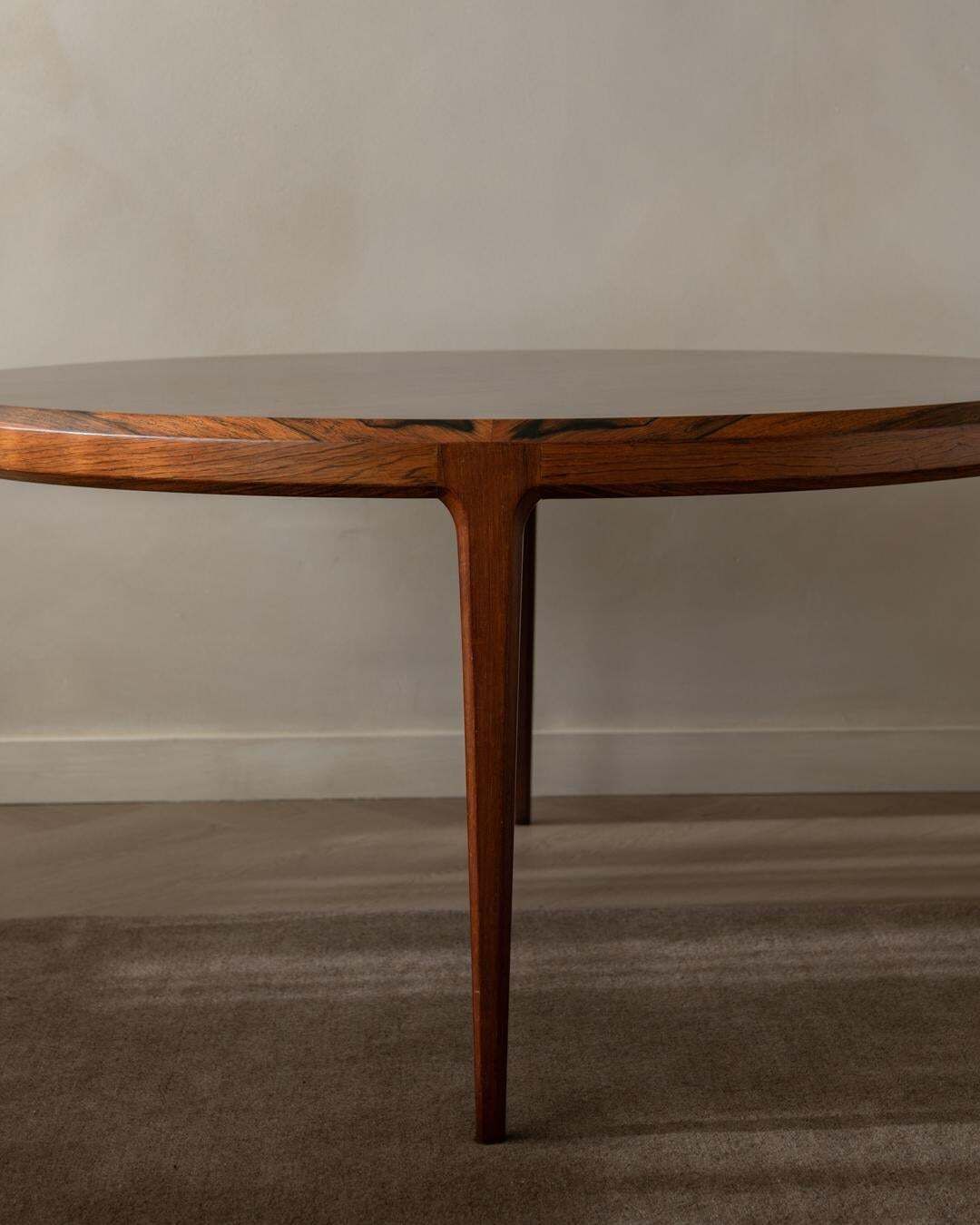 Rosewood Coffee Table Model 283 By Johannes Andersen For Cfc Silkeborg, 1960s photo vintage