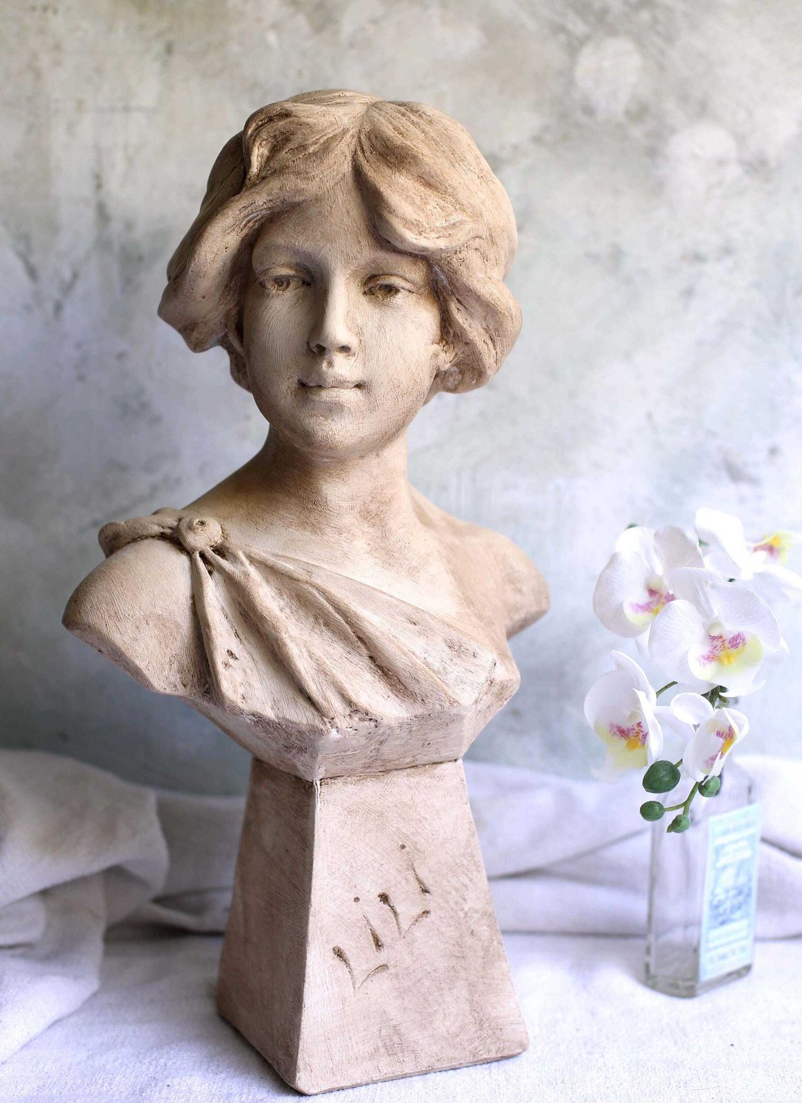 Large Art Nouveau Statue Of A Lady Antique Bust Chalkware Young Woman Figurine C.1900 Lili photo vinterior
