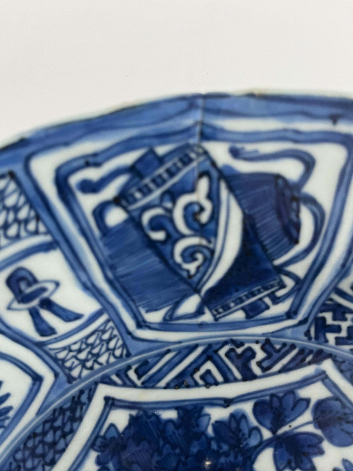 Woonaccessoires Kraak Chinees exportporselein bord of schaal, blauw en wit, Ming Wanli, ca. 1600 photo
