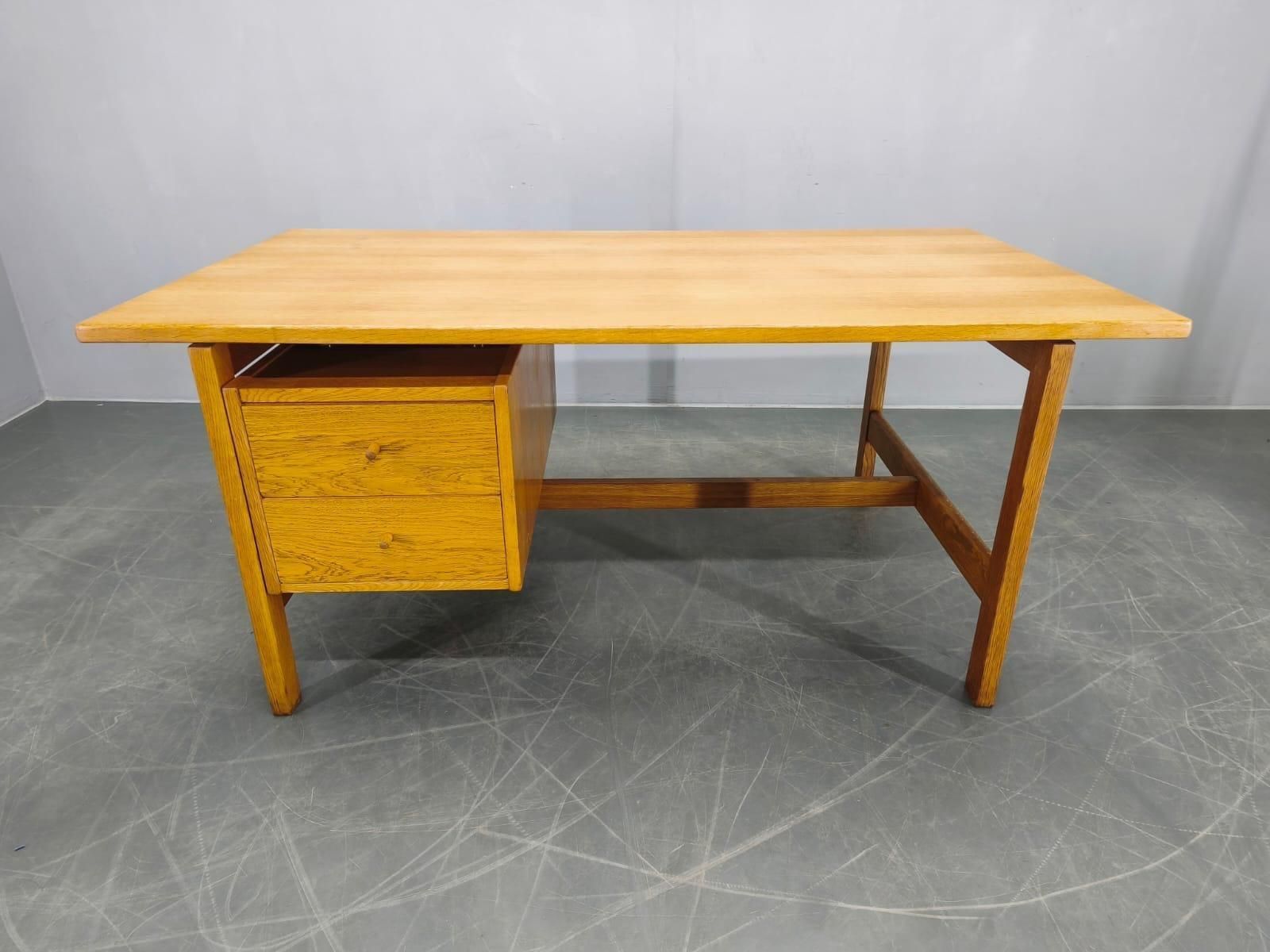 Bureau Hans J. Wegner GE125 en chêne pour GETAMA, Danemark photo vintage