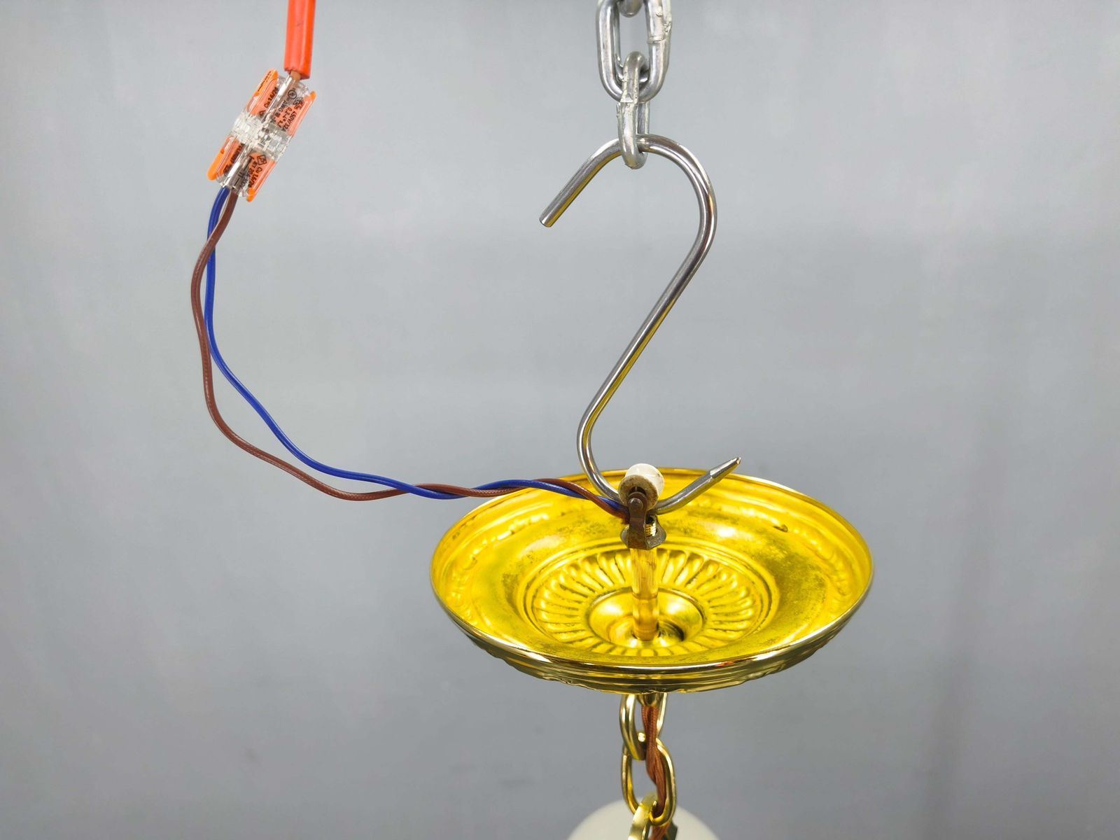 photo furniture Art Deco Messing en Opaalglaze Hanglamp, Tsjecho-Slowakije