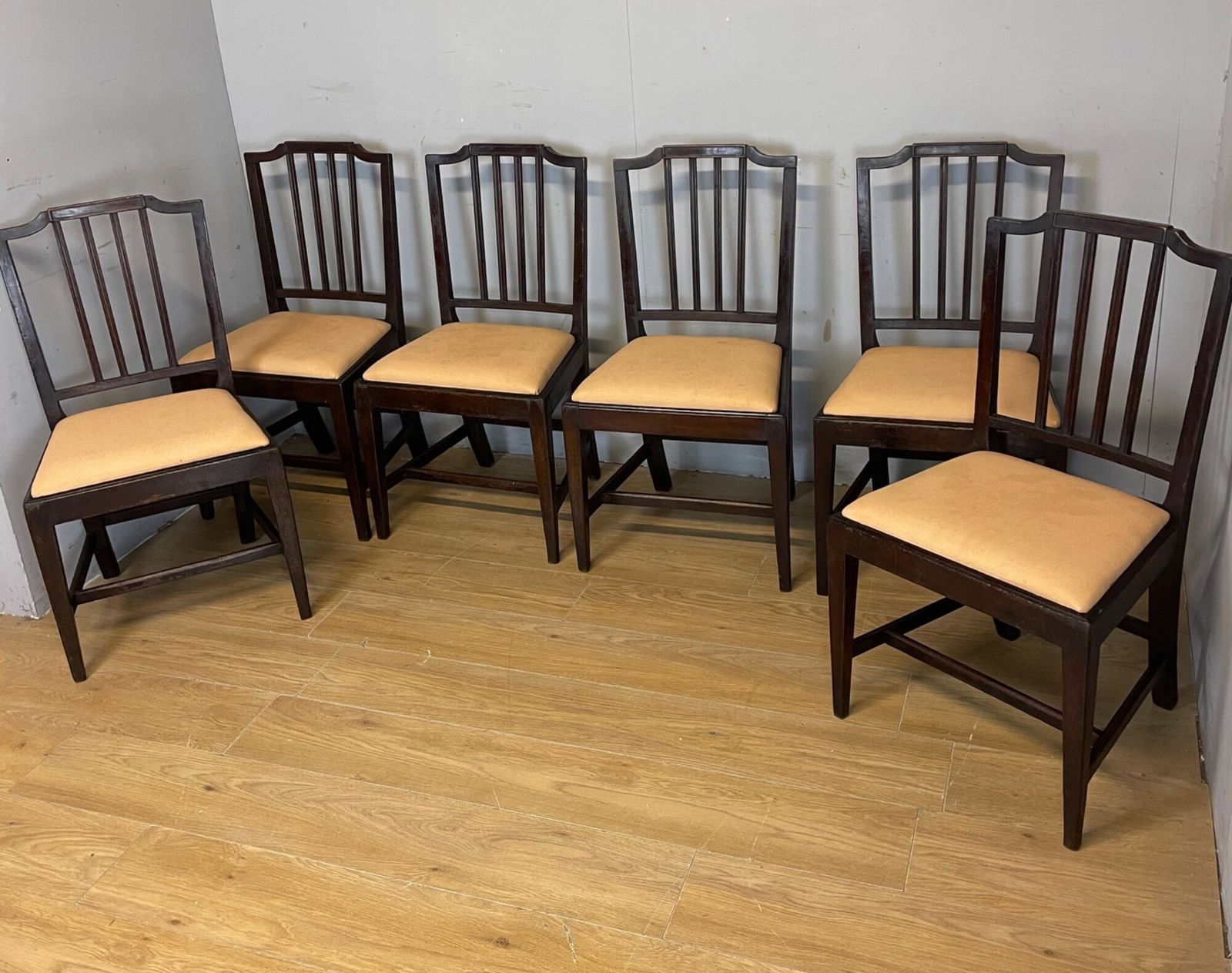 photo vinterior Set Of Six Late Georgian Mahogany Country Made Dining Chairs