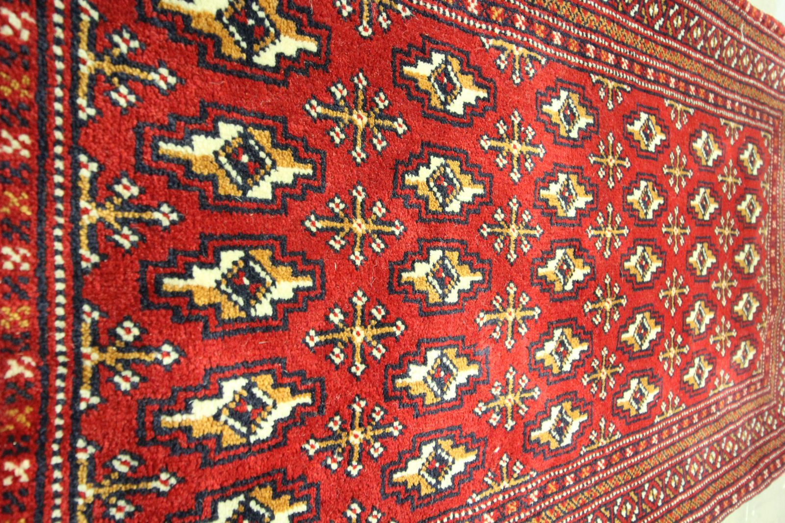 Handmade Rug Red Wool Turkmen Poshti Traditional Floor Cushion Rug photo vintage