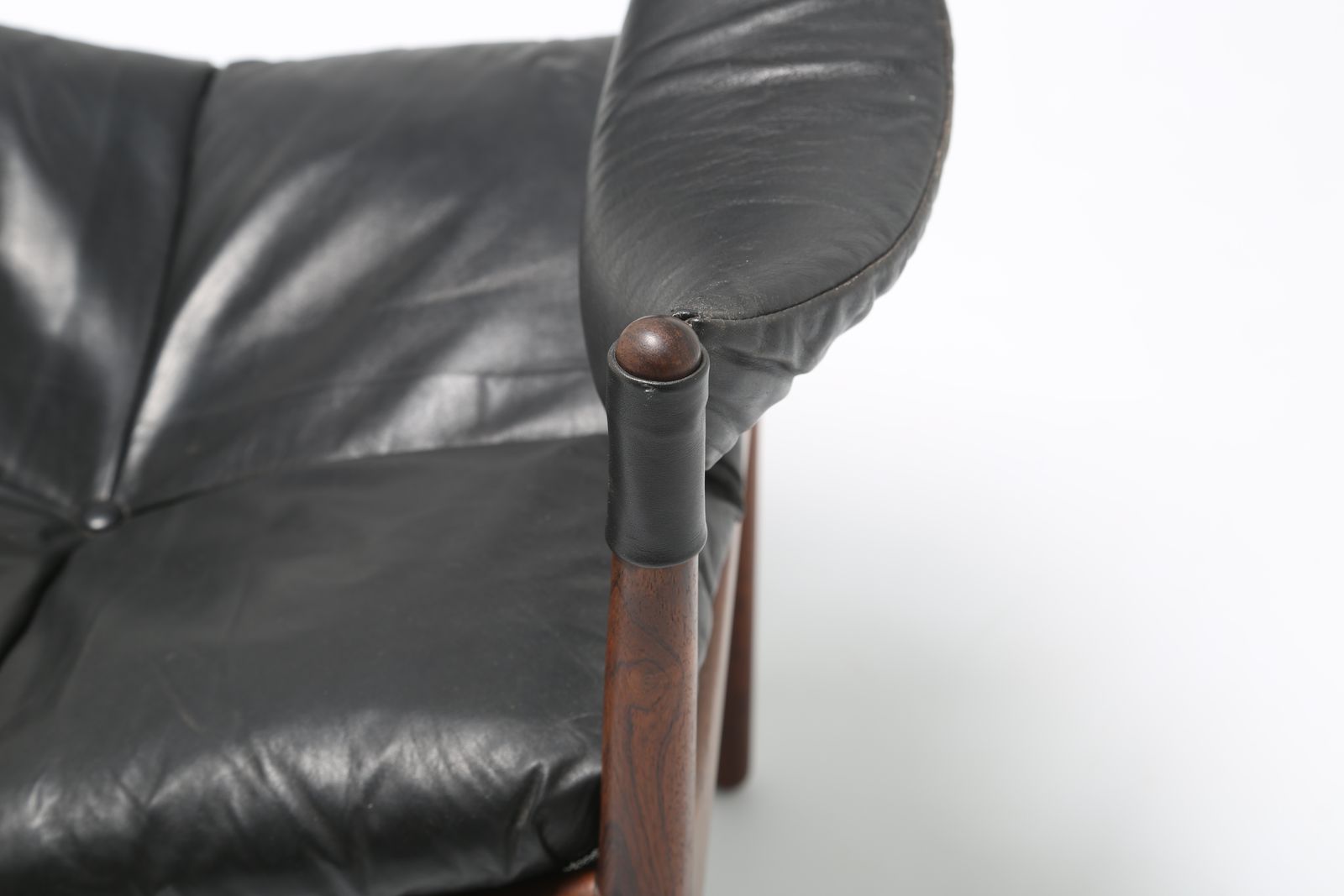 photo furniture Fauteuil « Modus » Kristian Vedel en palissandre et cuir noir, lot de 6, pour Søren Willadsen, Danemark, années 1960